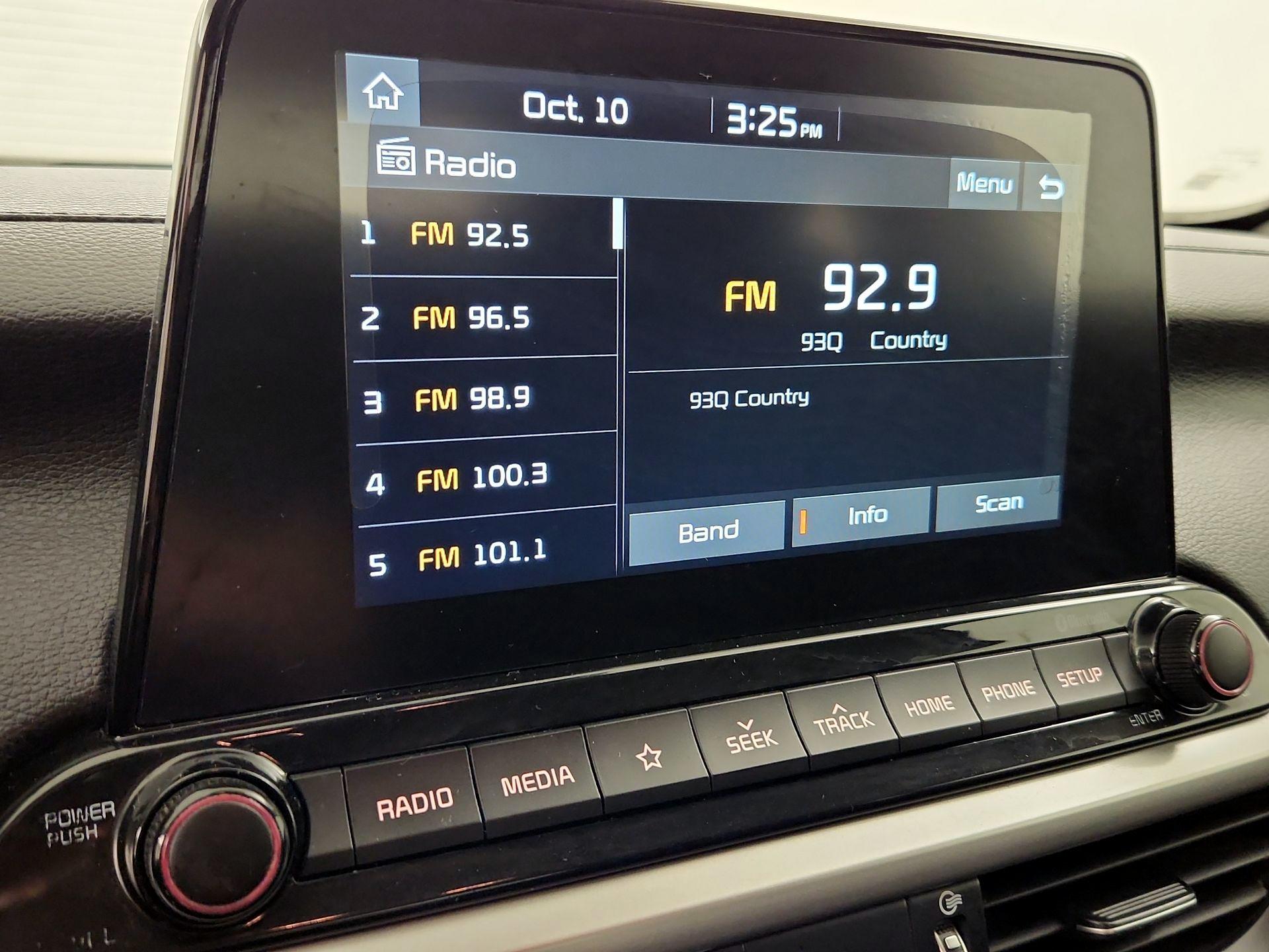Thumbnail: 2021 Kia Forte - 15