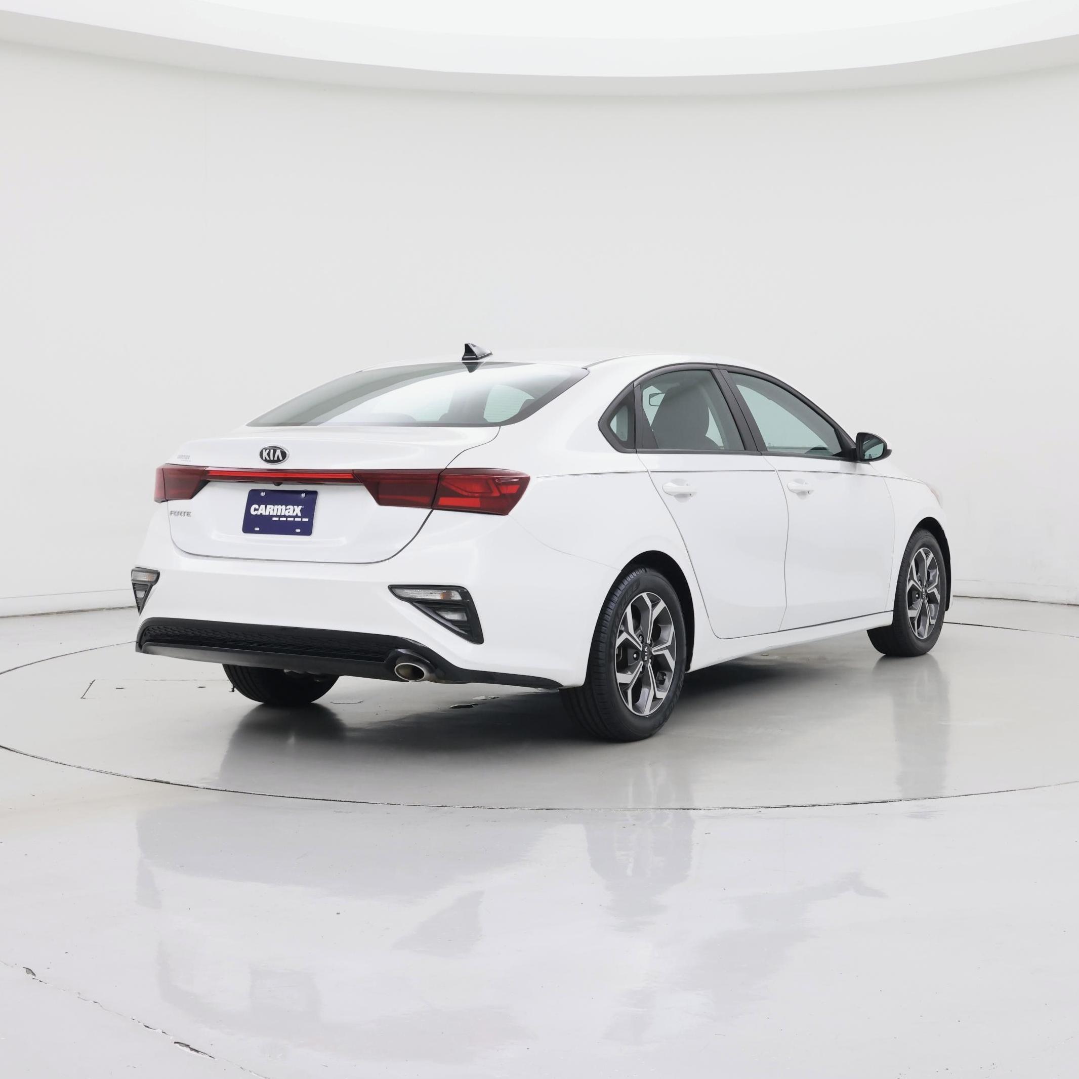 Thumbnail: 2021 Kia Forte - 8