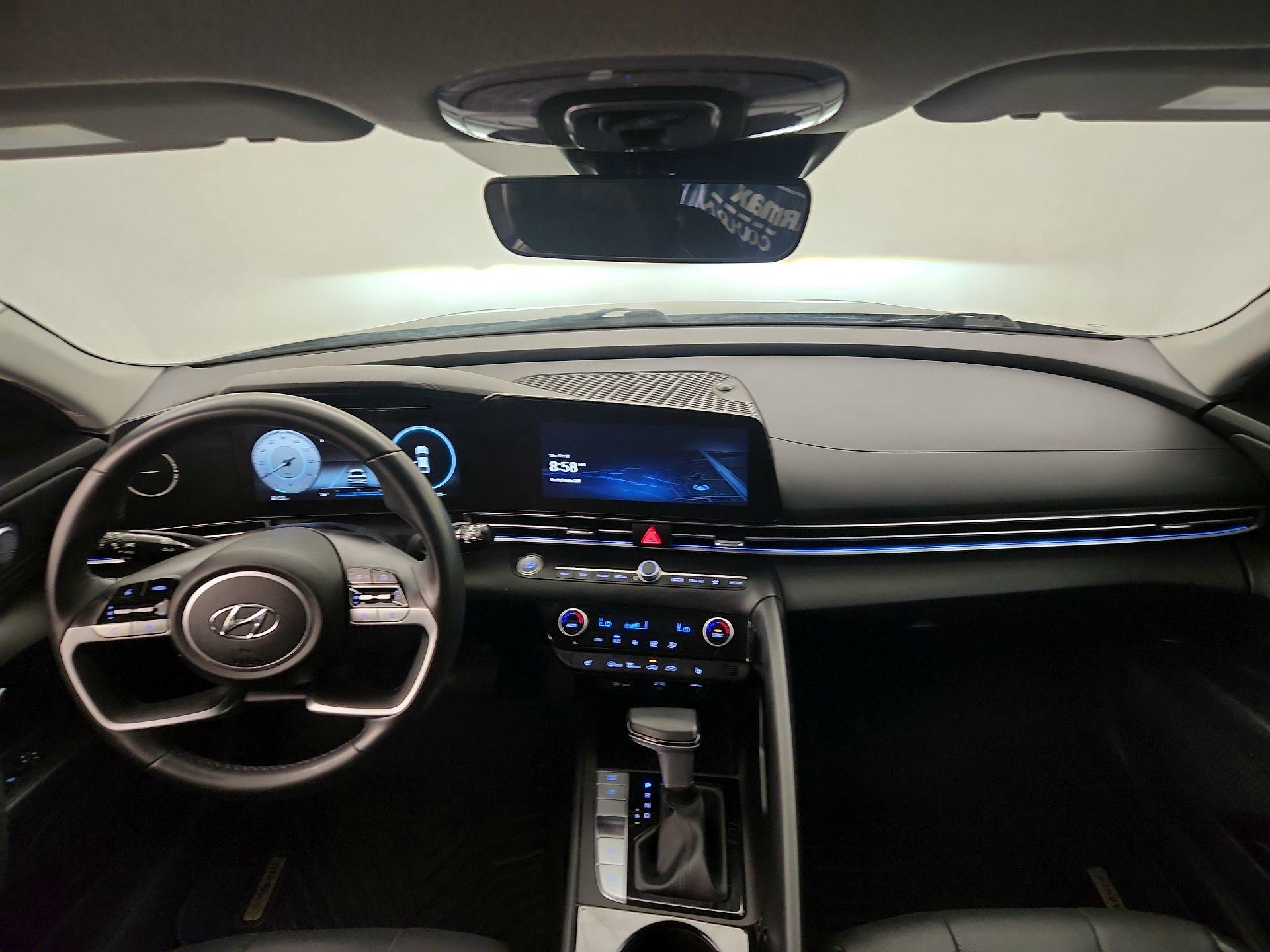 Thumbnail: 2023 Hyundai Elantra - 9