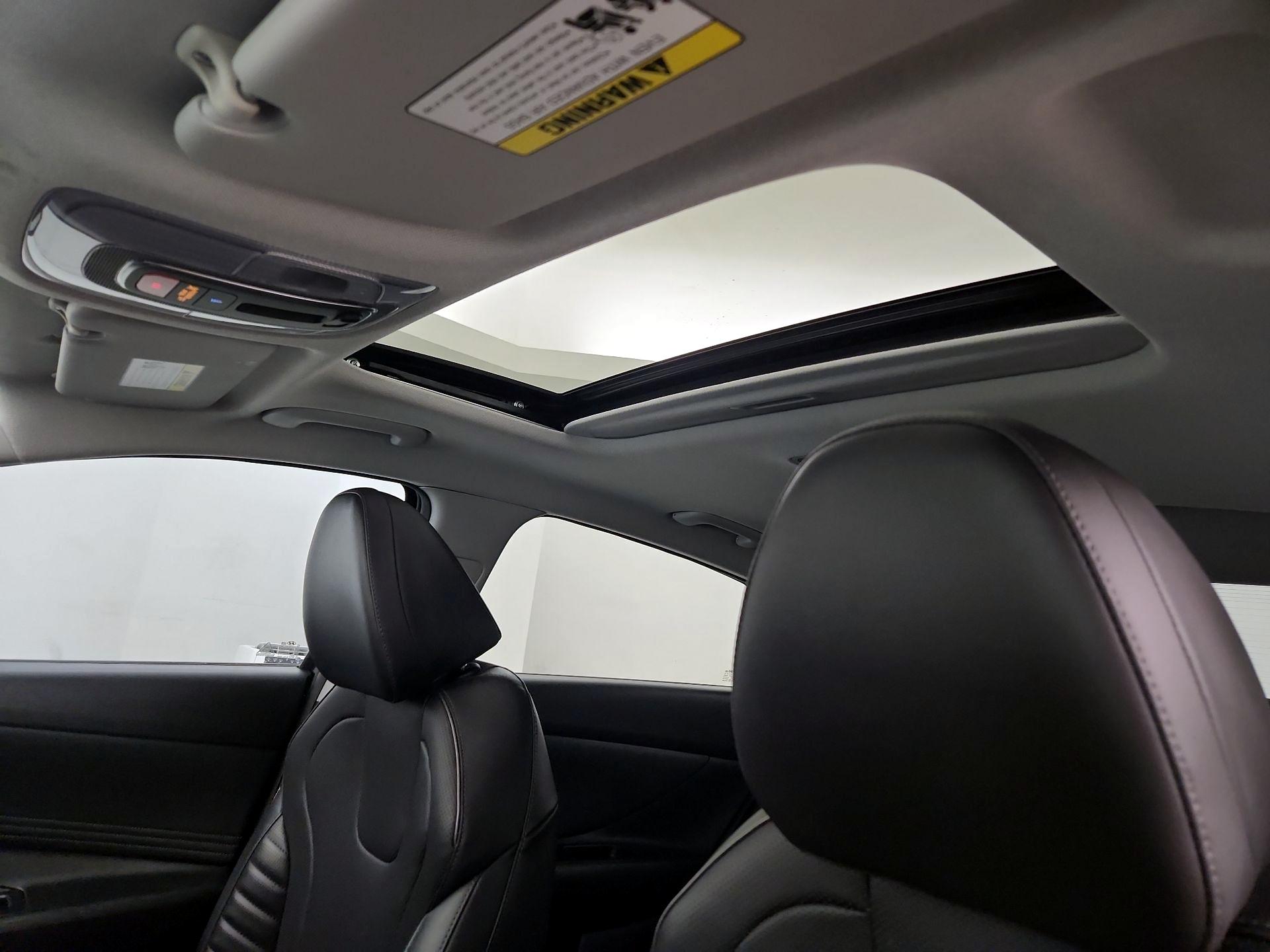 Thumbnail: 2023 Hyundai Elantra - 20