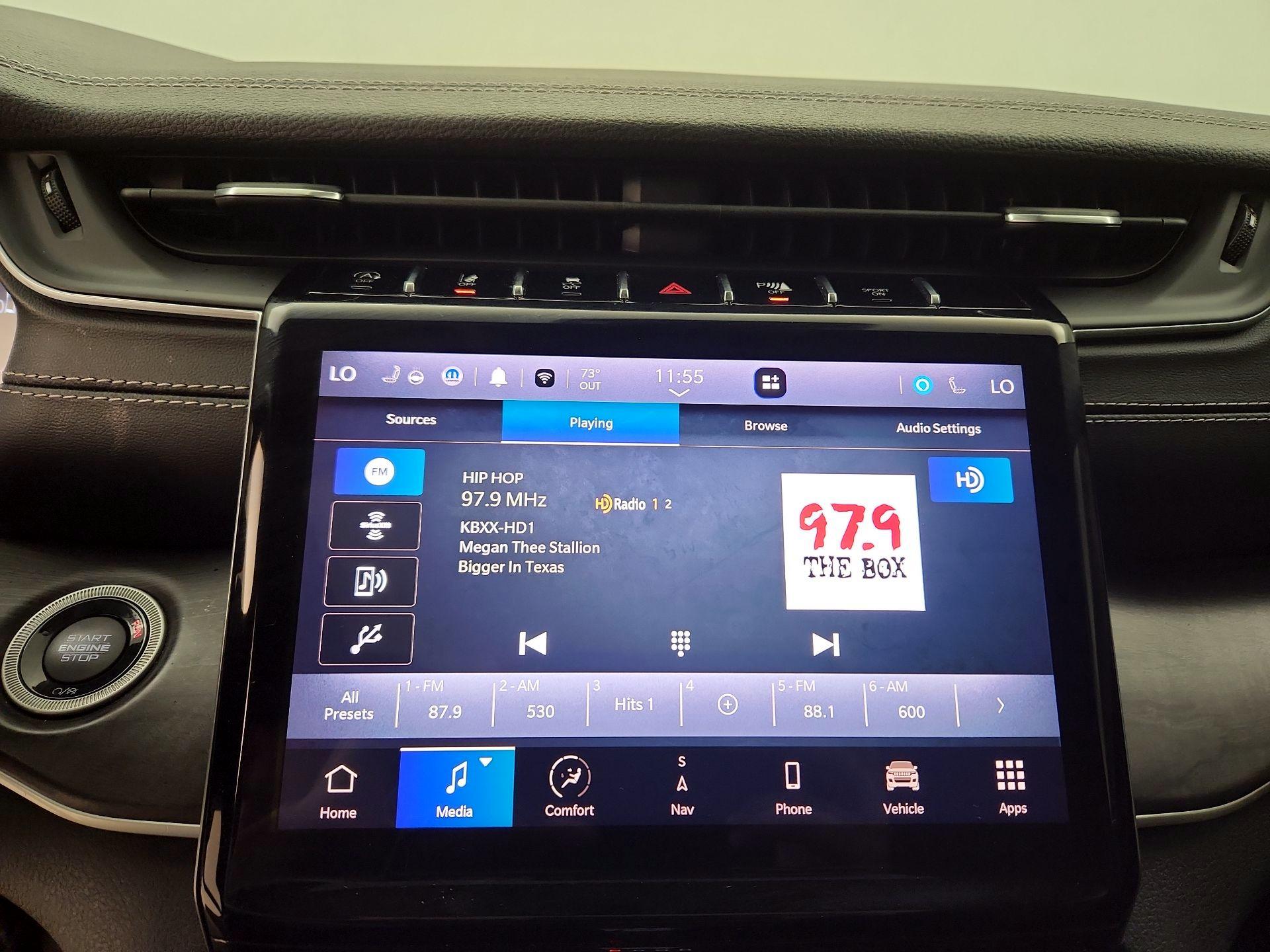 Thumbnail: 2021 Jeep Grand Cherokee L - 16