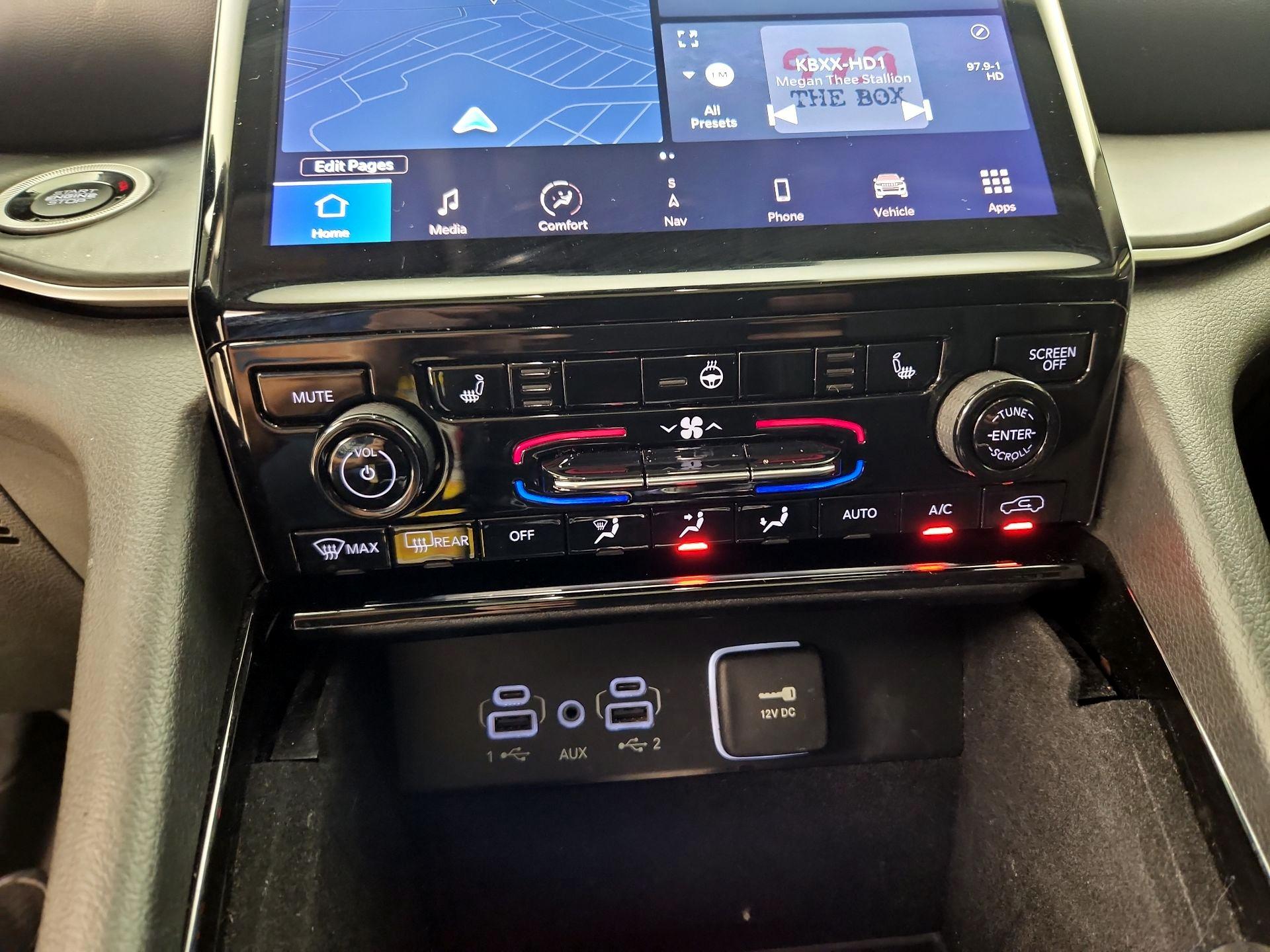 Thumbnail: 2021 Jeep Grand Cherokee L - 17