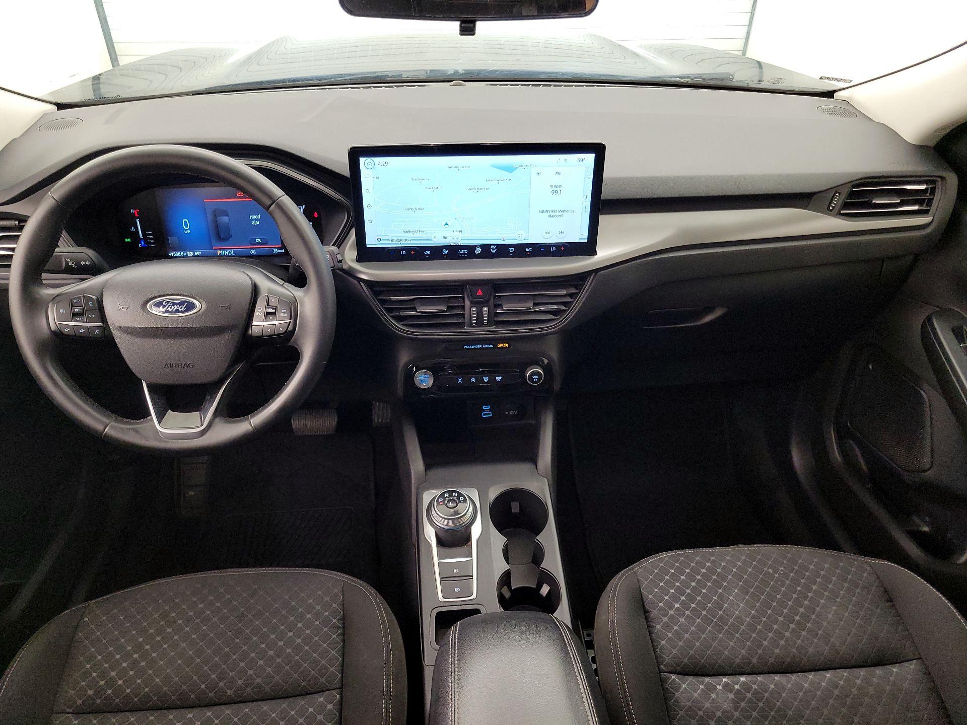 Thumbnail: 2023 Ford Escape - 9