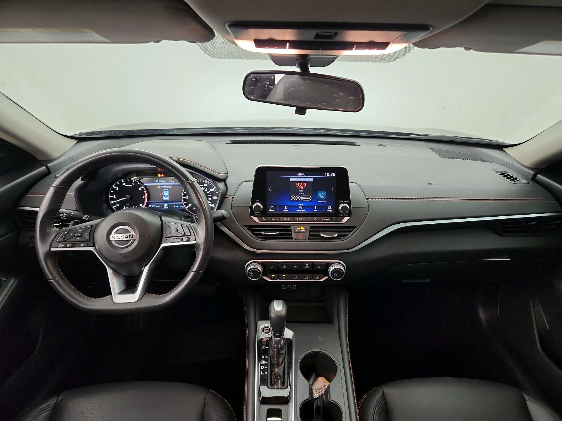 Thumbnail: 2022 Nissan Altima - 9