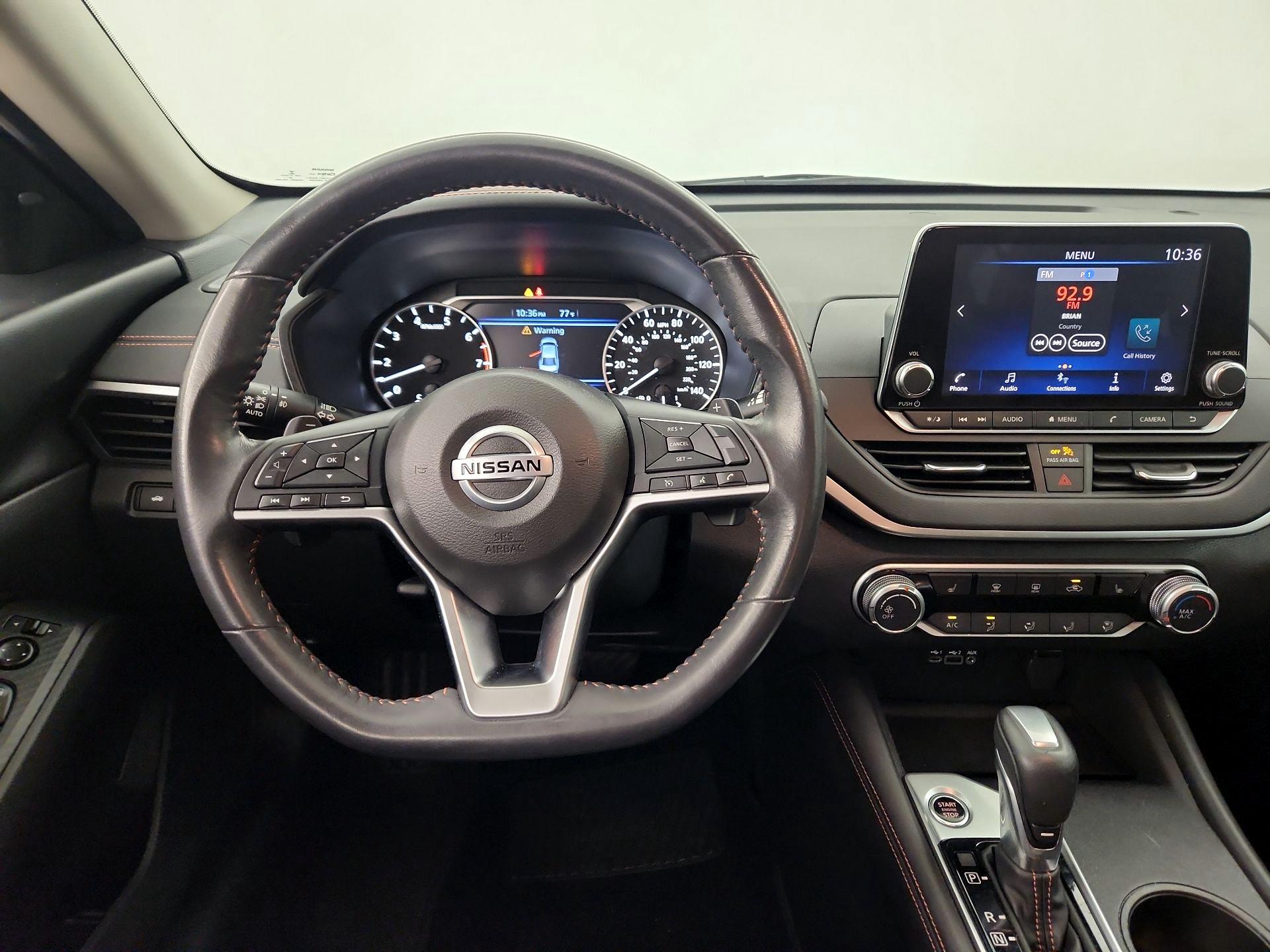 Thumbnail: 2022 Nissan Altima - 10