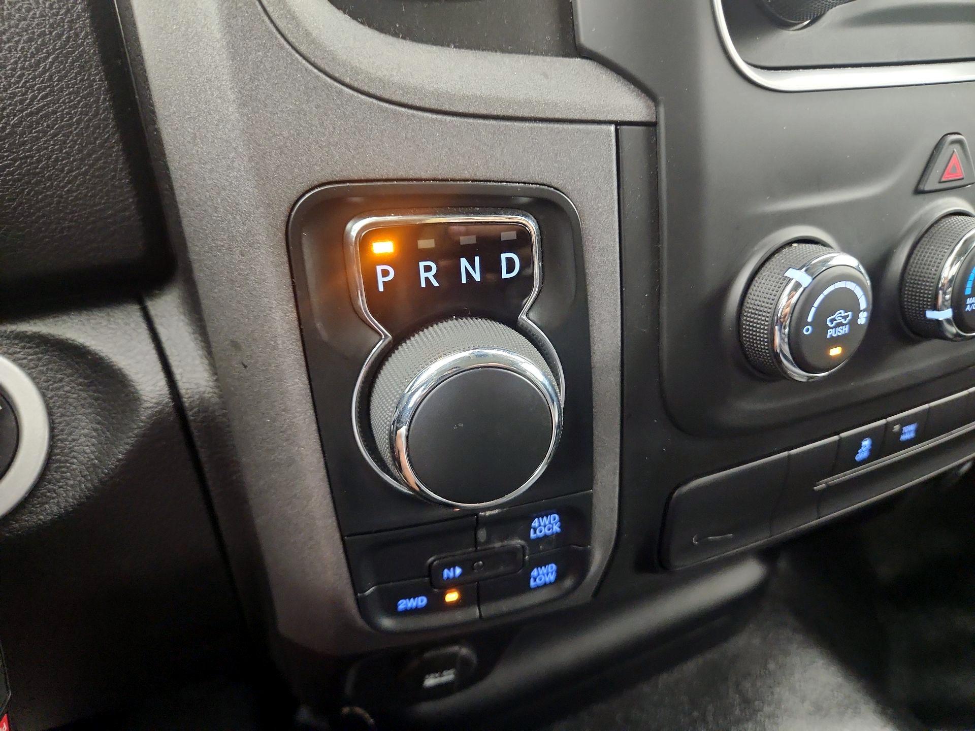 Thumbnail: 2022 RAM 1500 Classic - 17