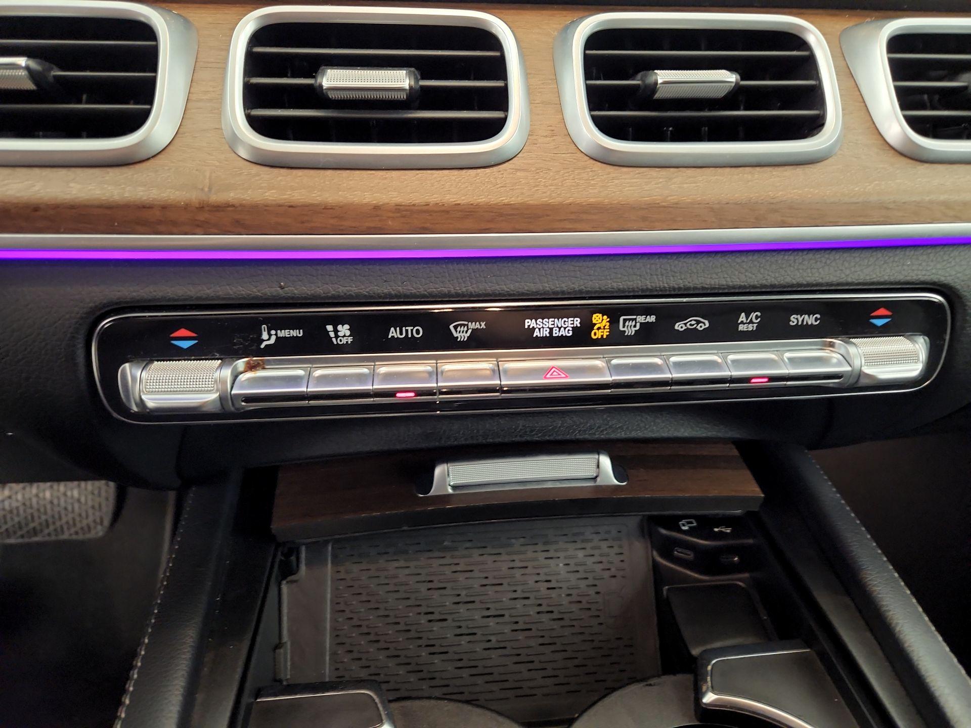 Thumbnail: 2021 Mercedes-Benz GLE - 17