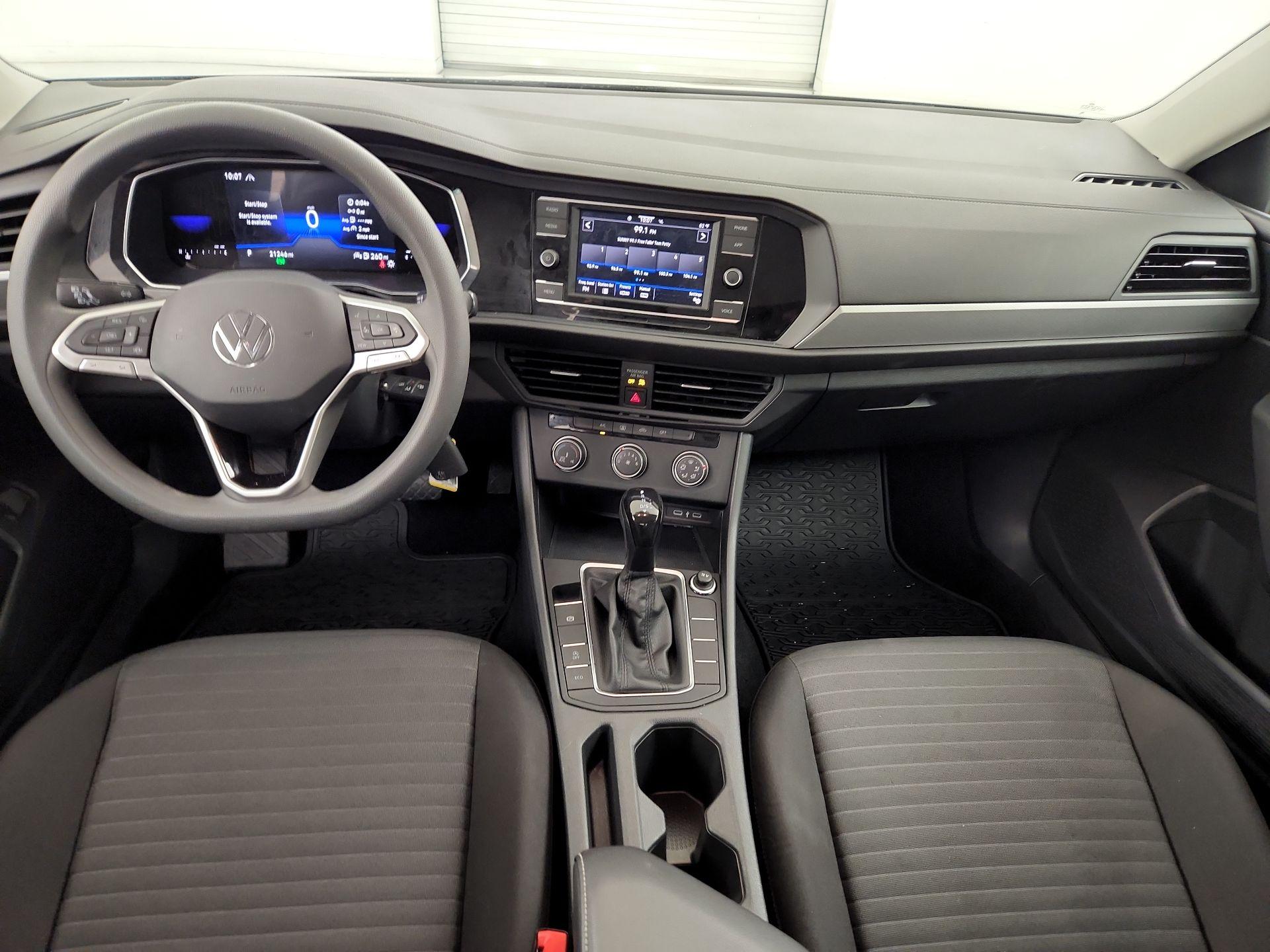 Thumbnail: 2023 Volkswagen Jetta - 9