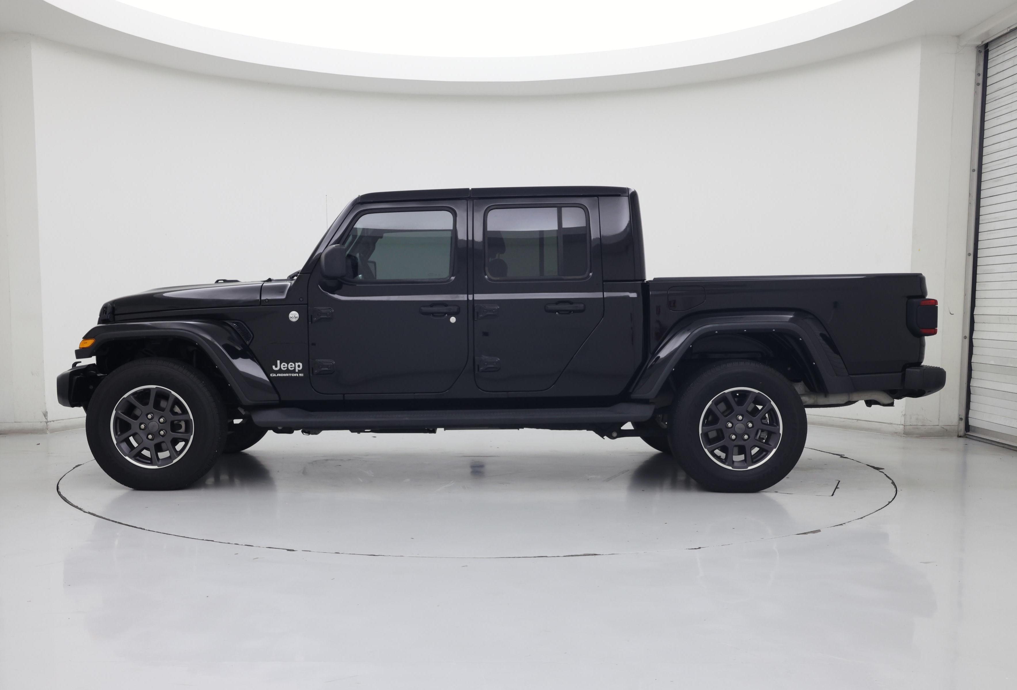 Thumbnail: 2023 Jeep Gladiator - 3