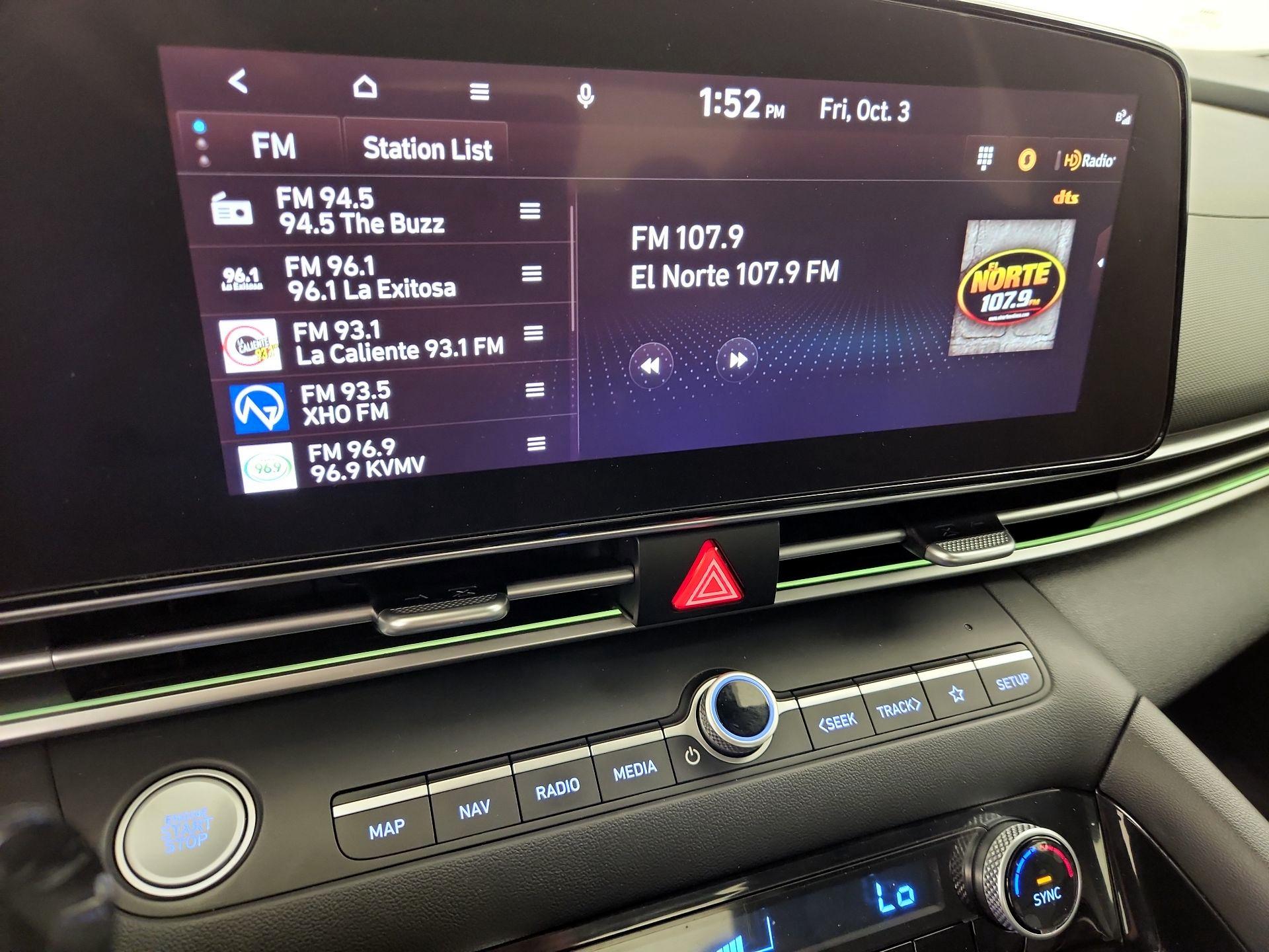 Thumbnail: 2023 Hyundai Elantra - 16