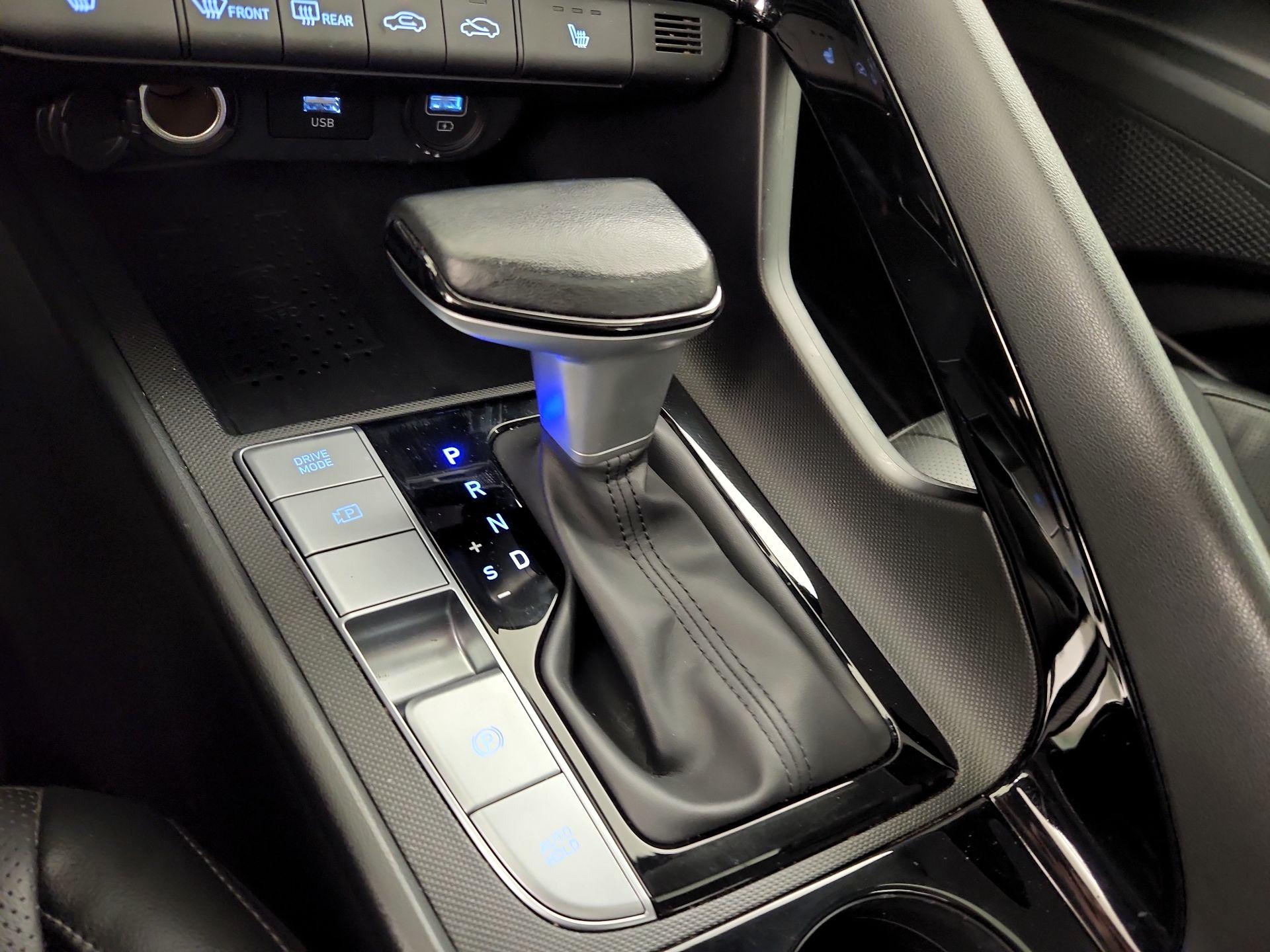 Thumbnail: 2023 Hyundai Elantra - 18