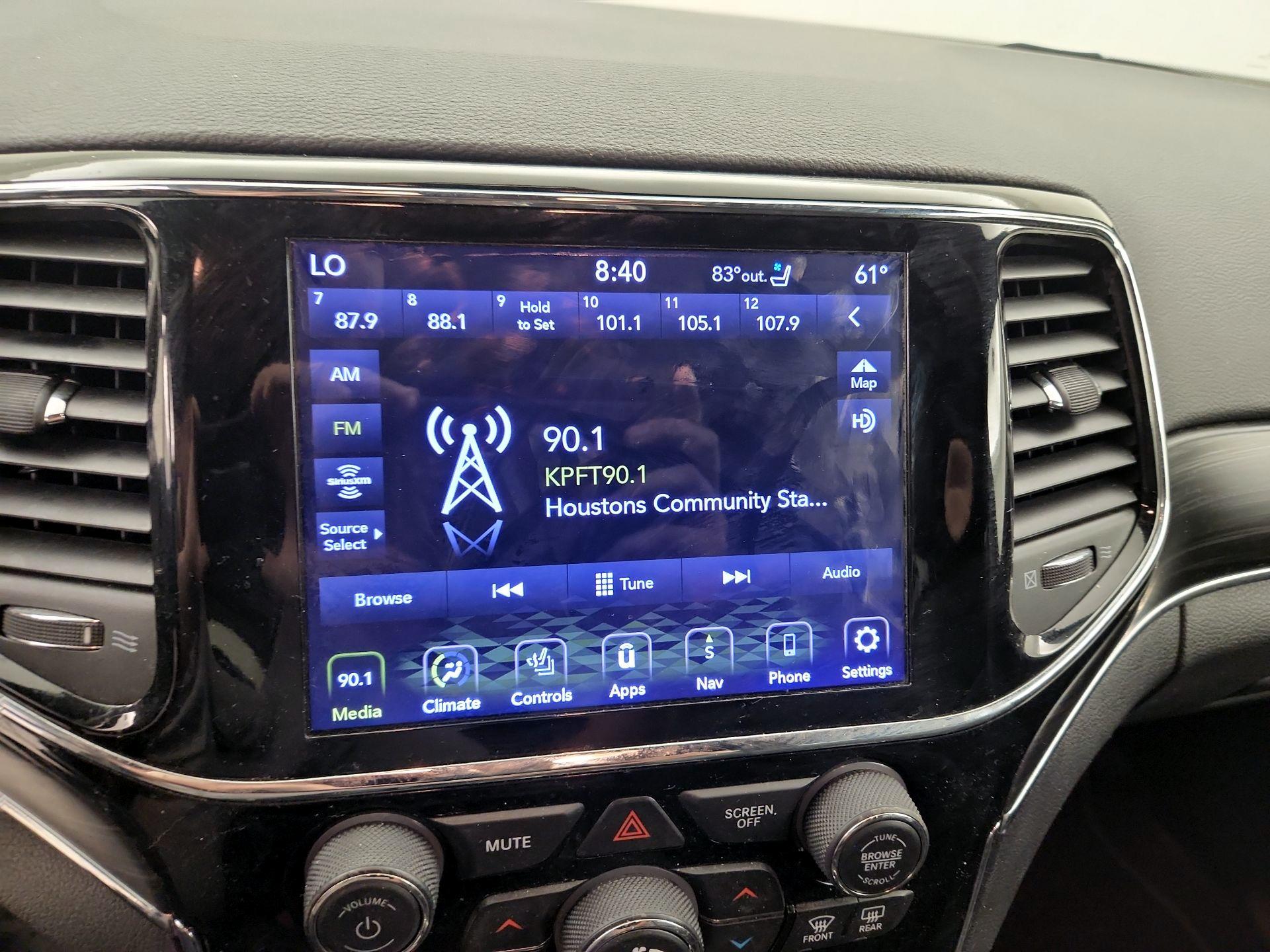 Thumbnail: 2020 Jeep Grand Cherokee - 15