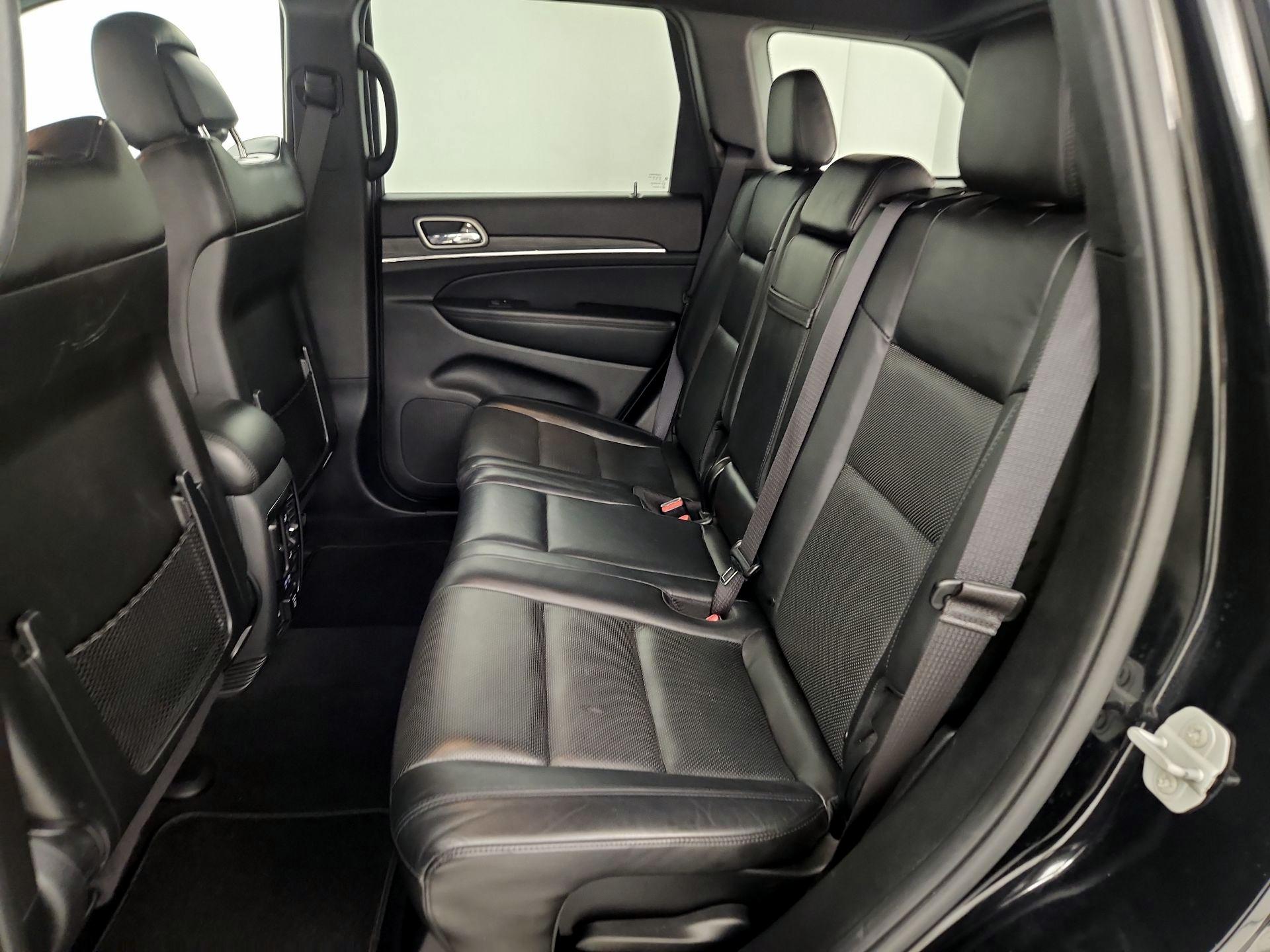 Thumbnail: 2020 Jeep Grand Cherokee - 19