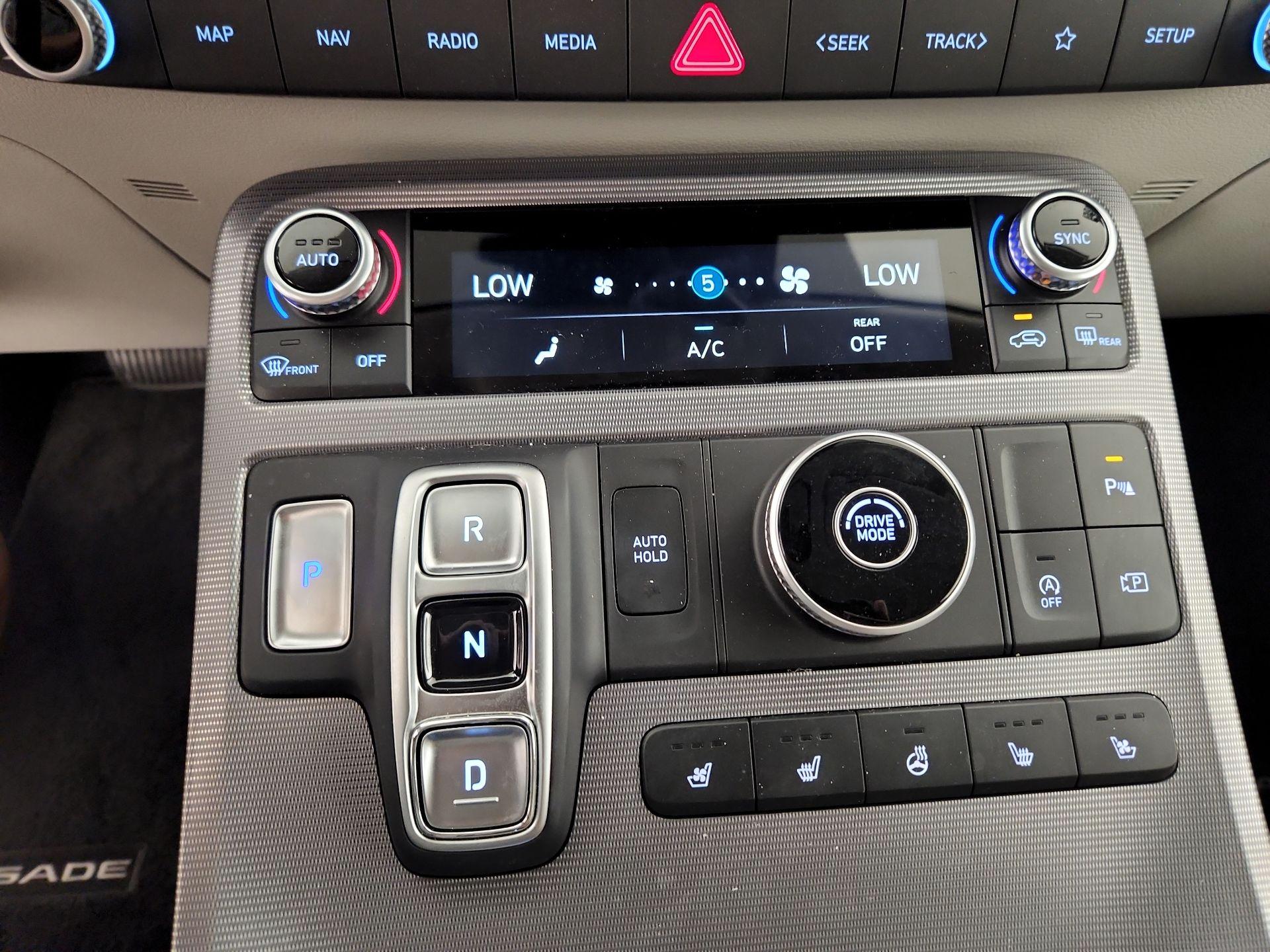 Thumbnail: 2024 Hyundai Palisade - 17