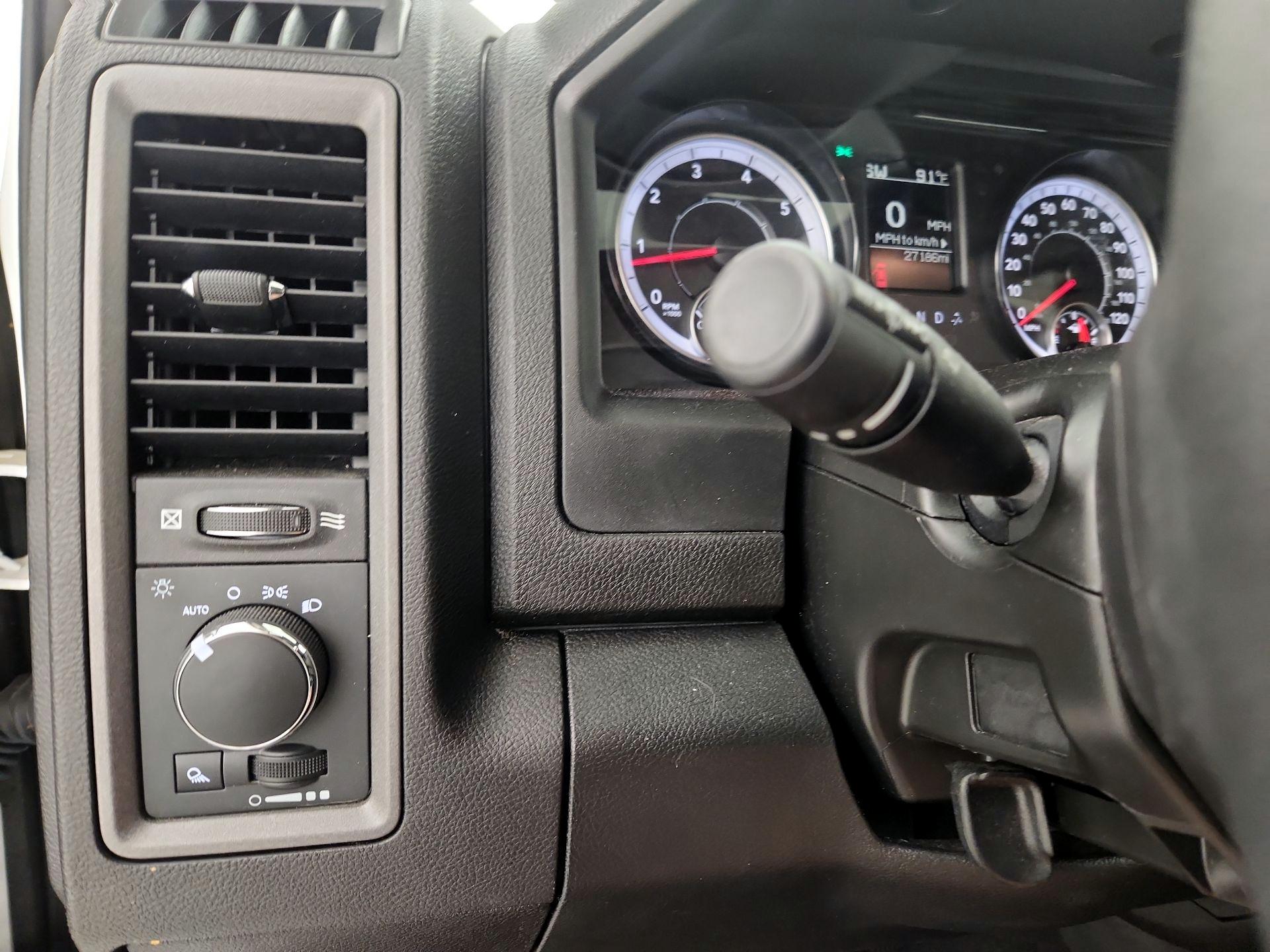 Thumbnail: 2022 RAM 1500 Classic - 13