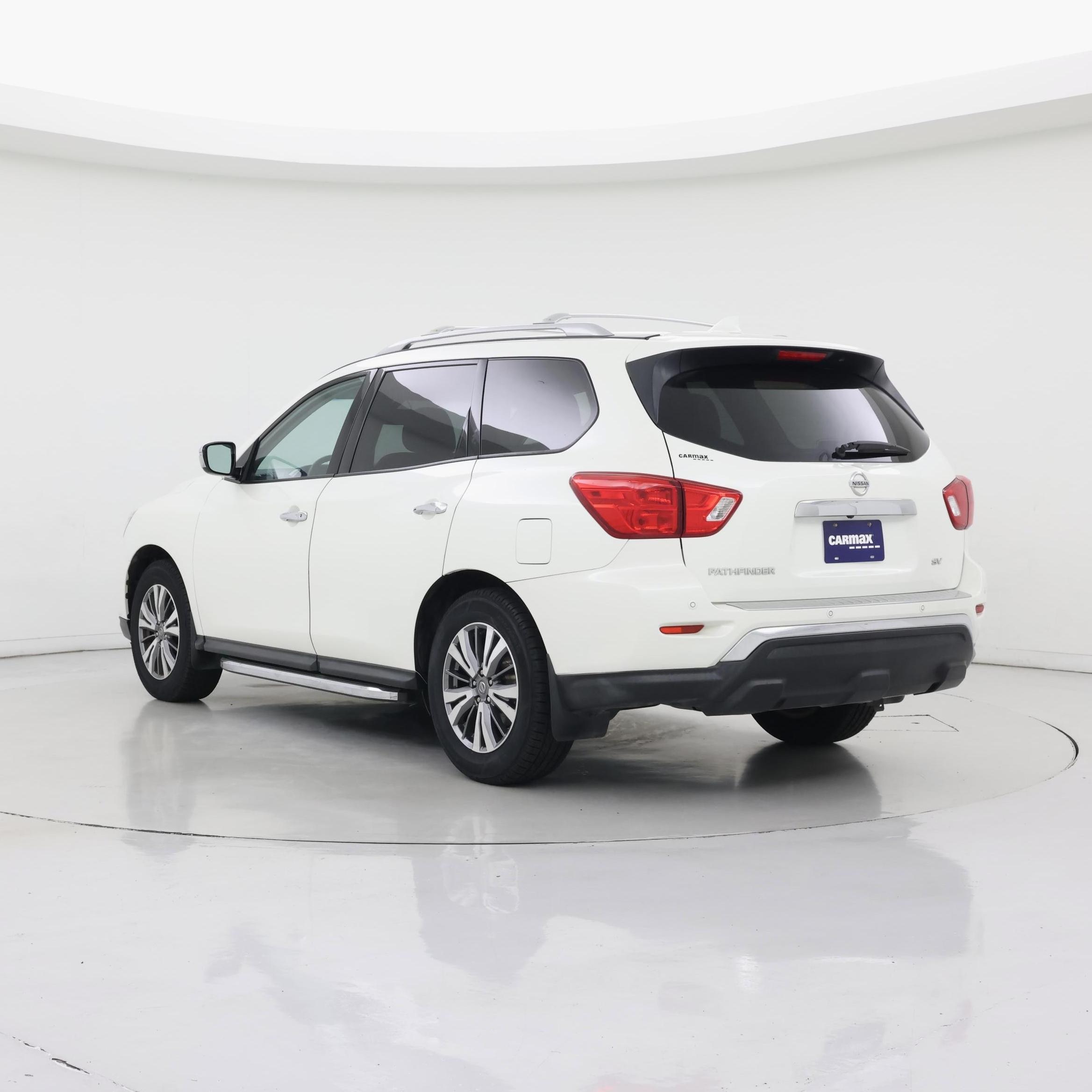 Thumbnail: 2020 Nissan Pathfinder - 2
