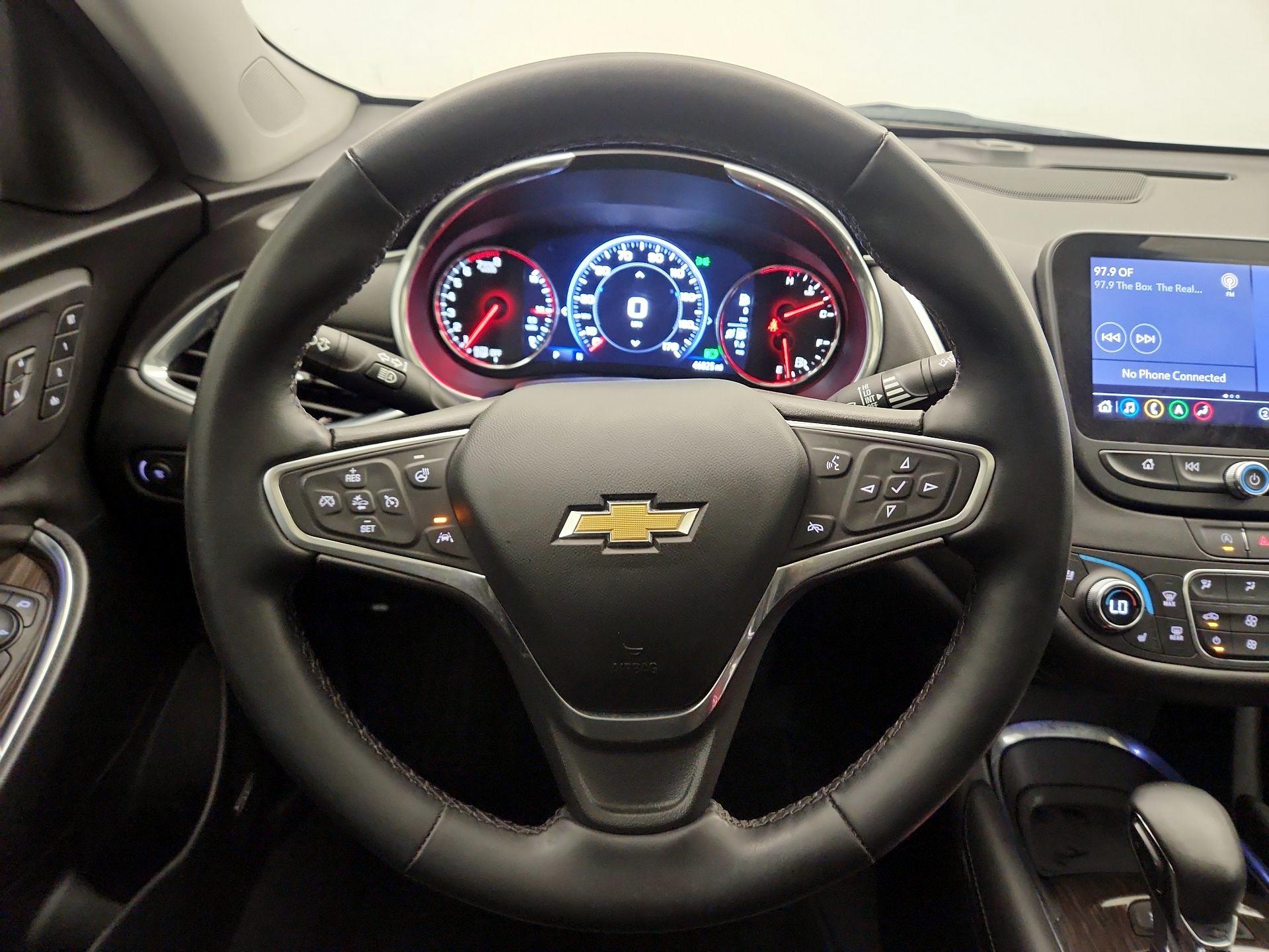Thumbnail: 2023 Chevrolet Malibu - 10