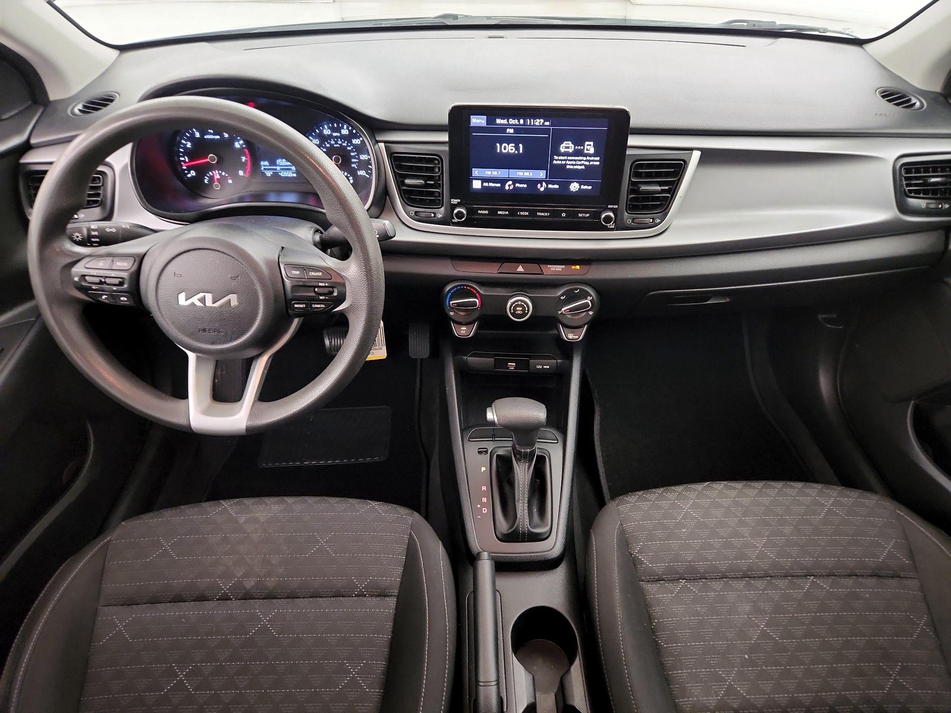 Thumbnail: 2022 Kia Rio - 9