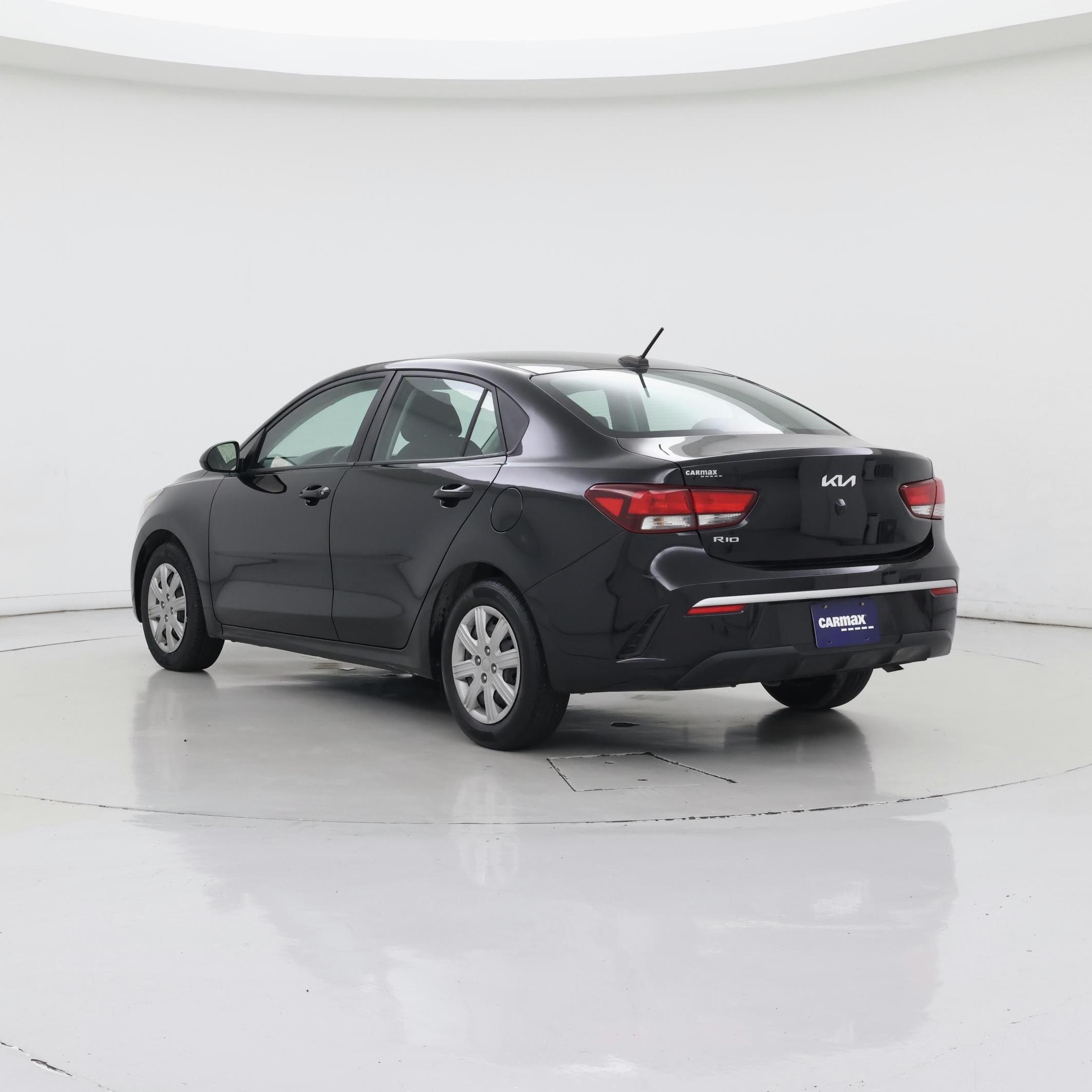 Thumbnail: 2022 Kia Rio - 2