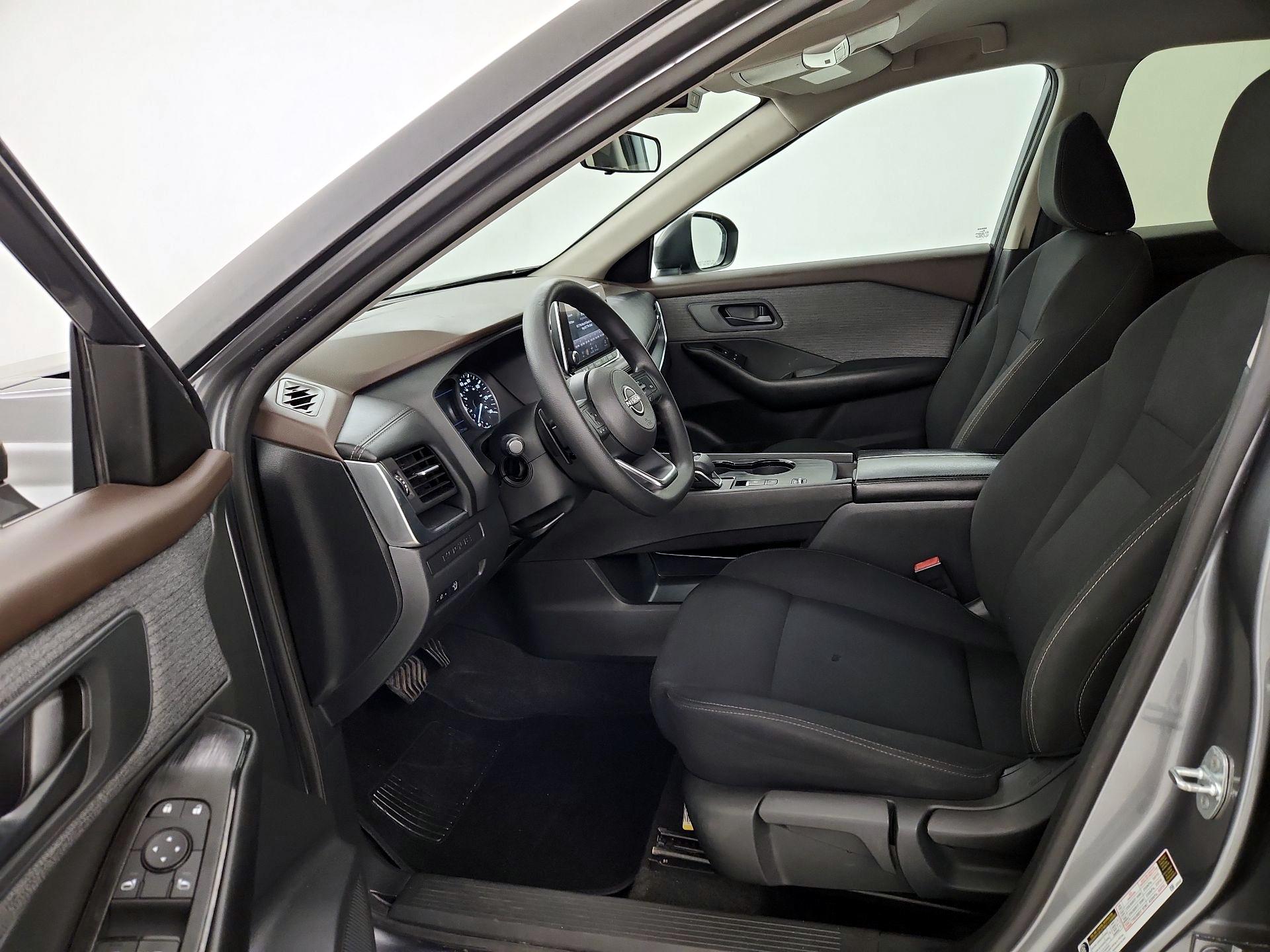 Thumbnail: 2023 Nissan Rogue - 11