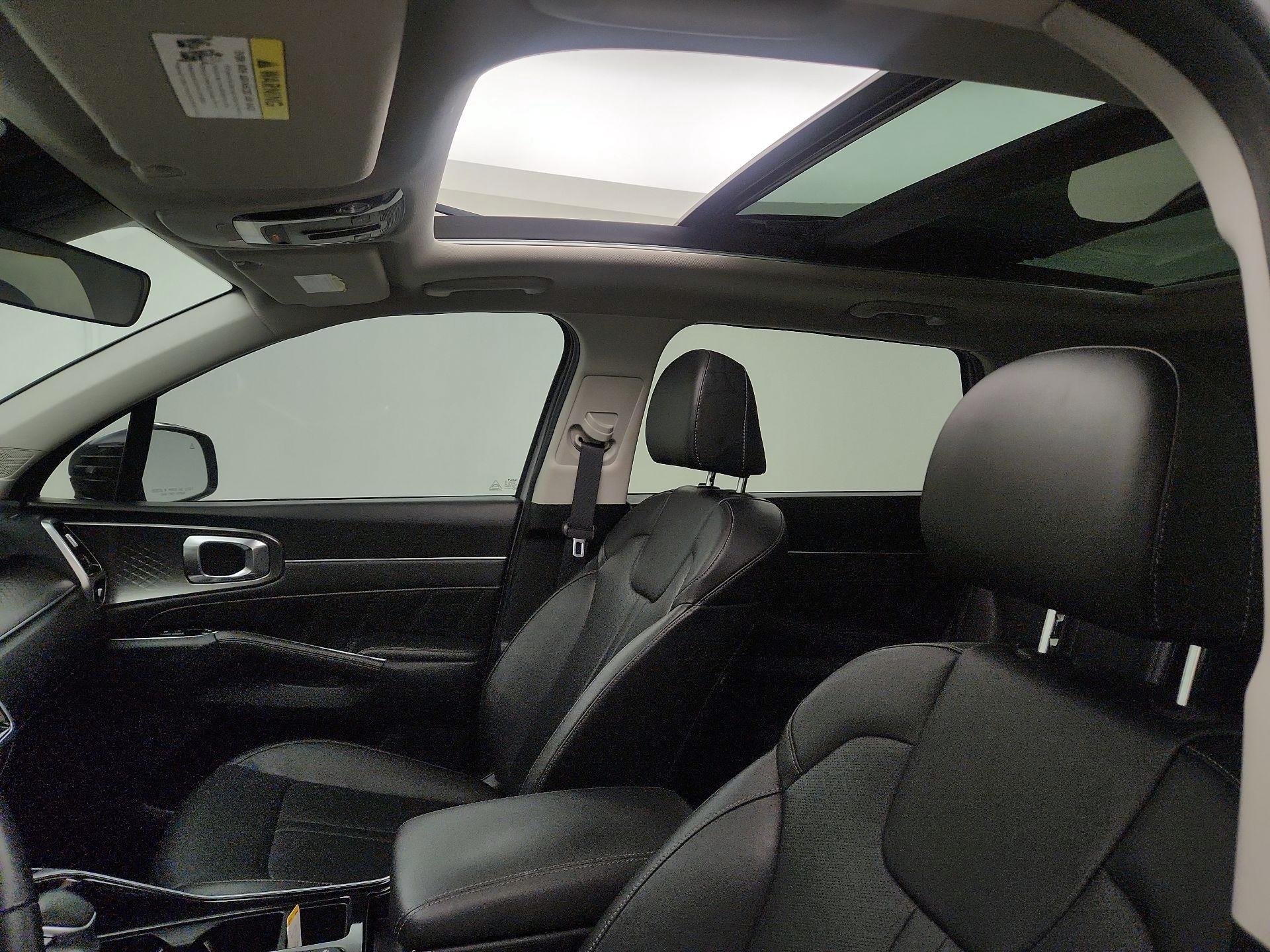Thumbnail: 2022 Kia Sorento - 19