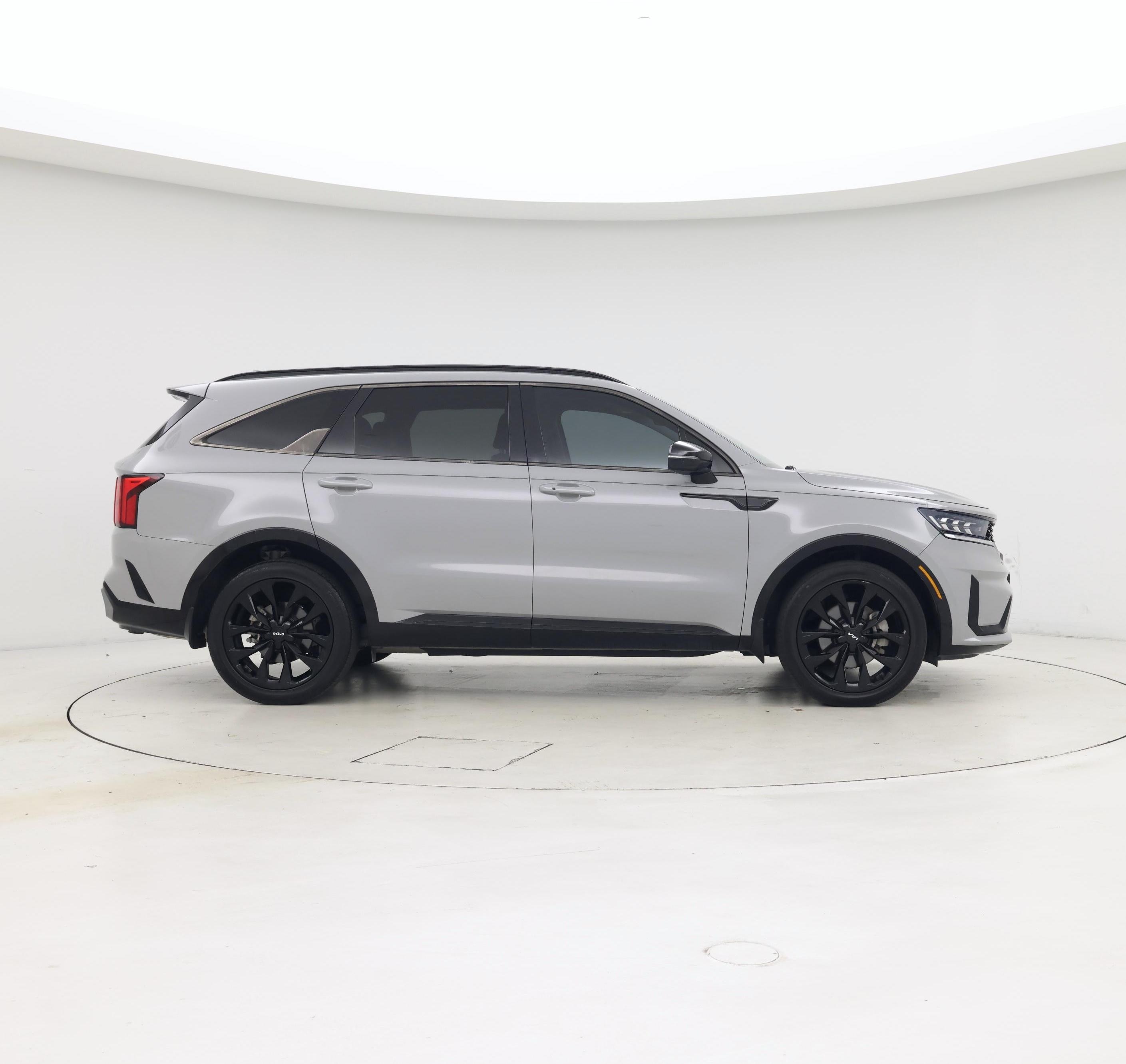 Thumbnail: 2022 Kia Sorento - 7