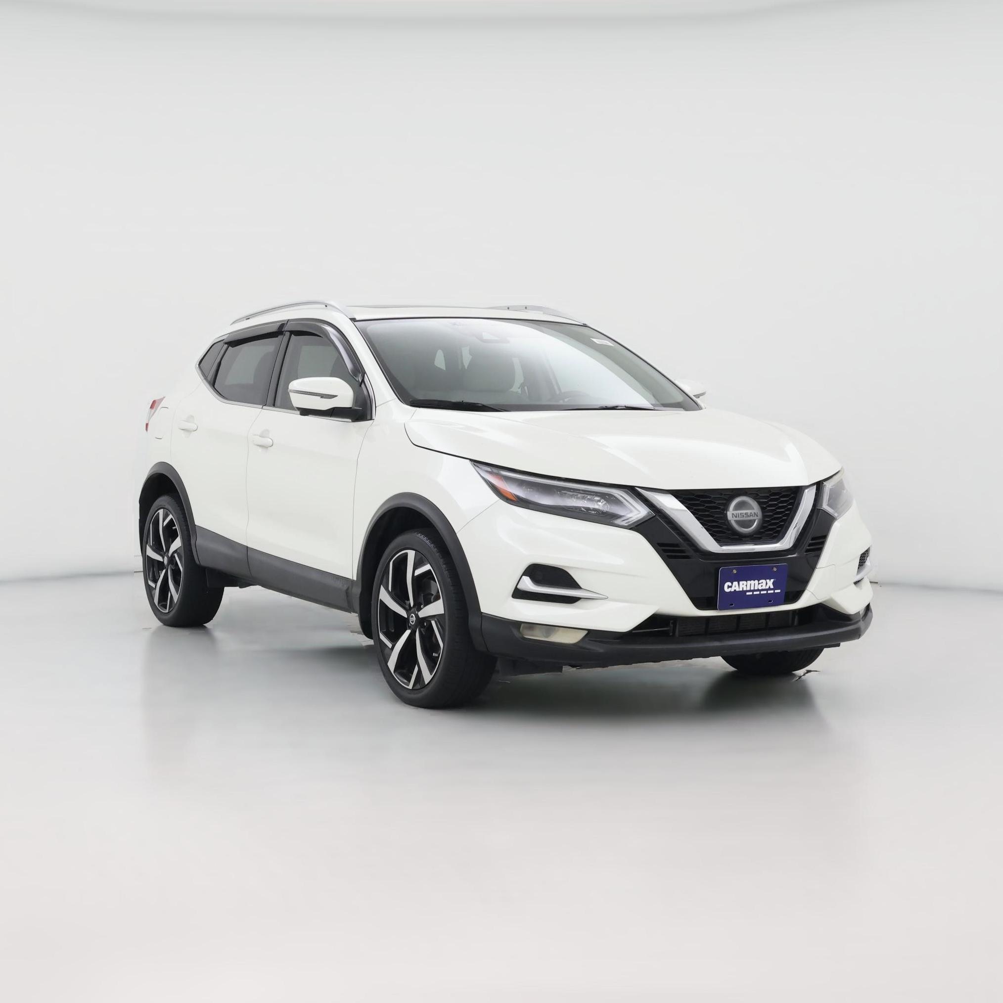 Thumbnail: 2021 Nissan Rogue Sport - 1