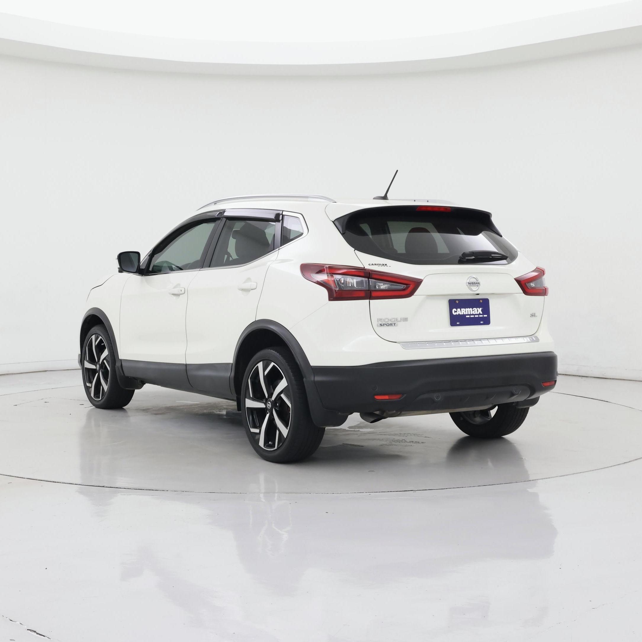 Thumbnail: 2021 Nissan Rogue Sport - 2