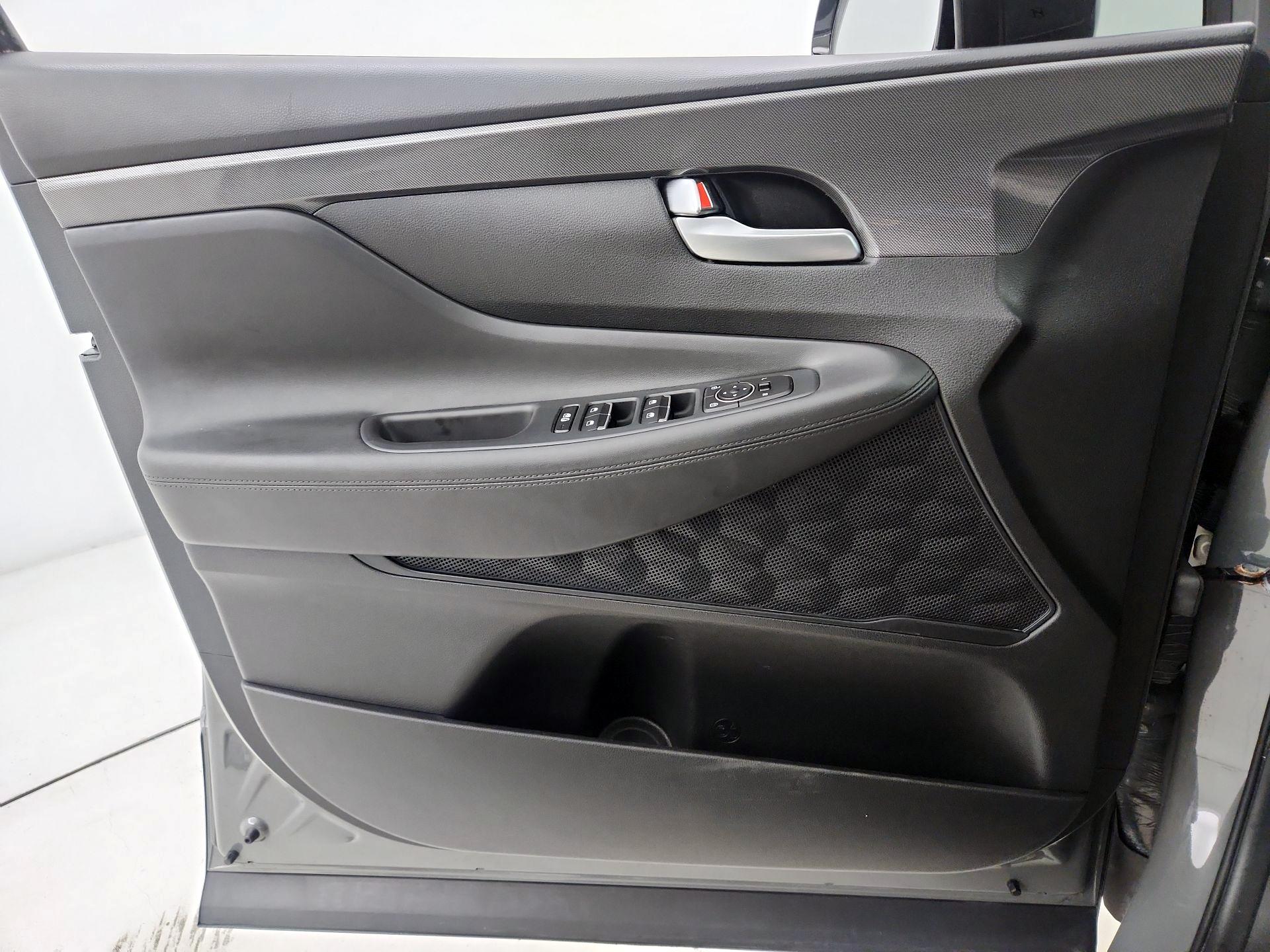 Thumbnail: 2022 Hyundai Santa Fe - 12