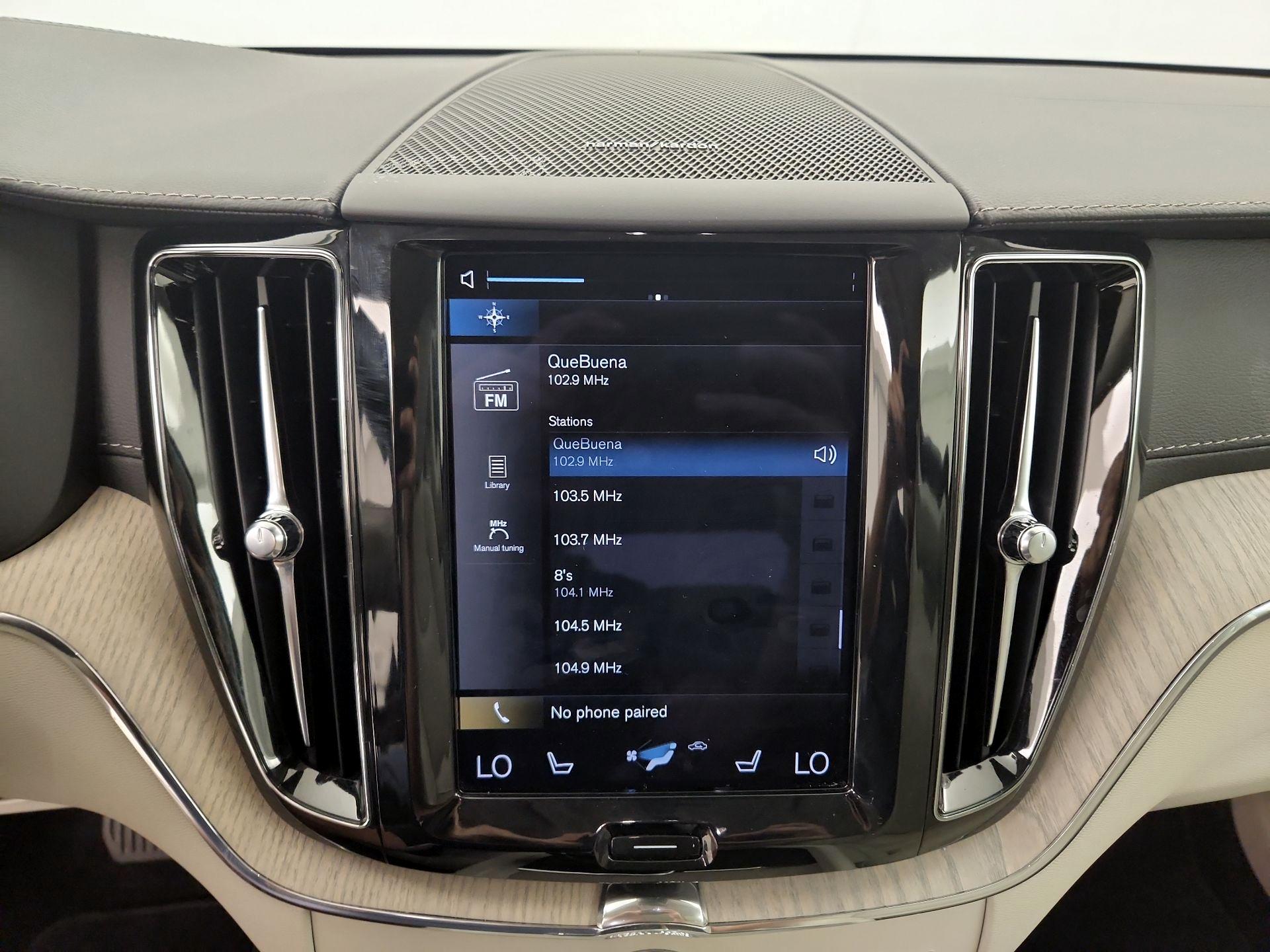 Thumbnail: 2021 Volvo XC60 - 15