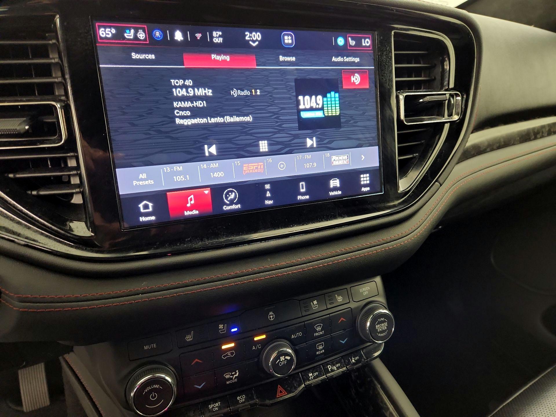 Thumbnail: 2023 Dodge Durango - 16
