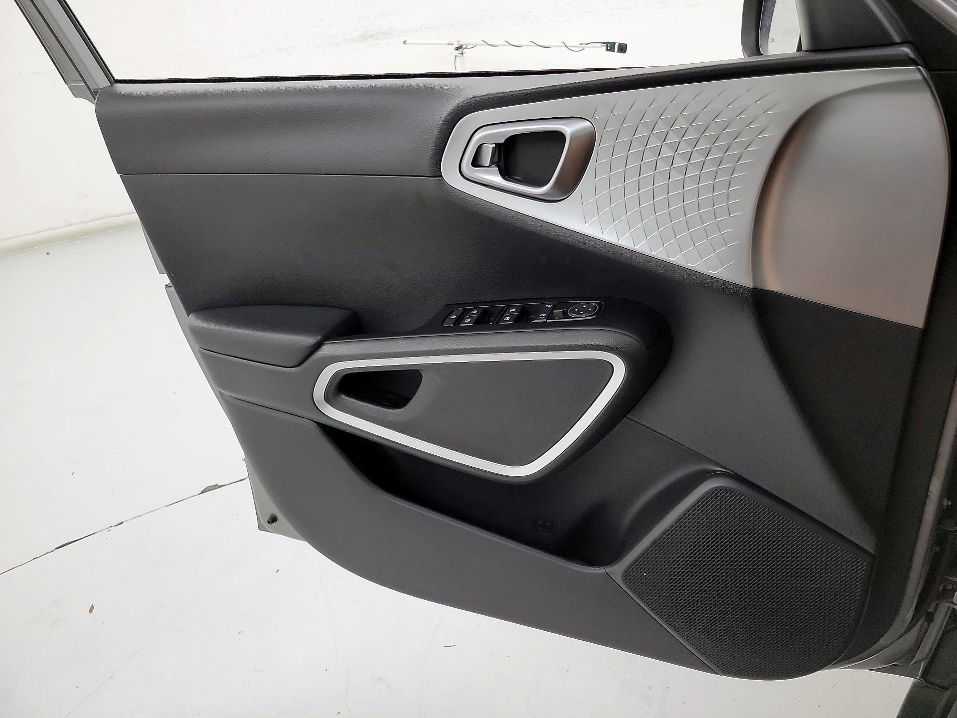 Thumbnail: 2023 Kia Soul - 12