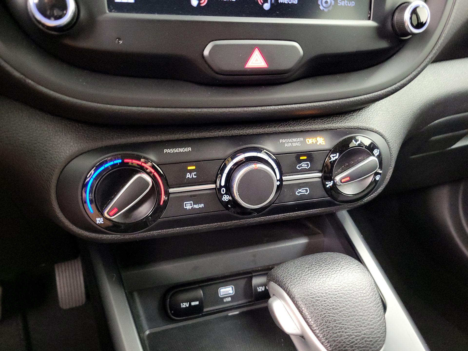 Thumbnail: 2023 Kia Soul - 16