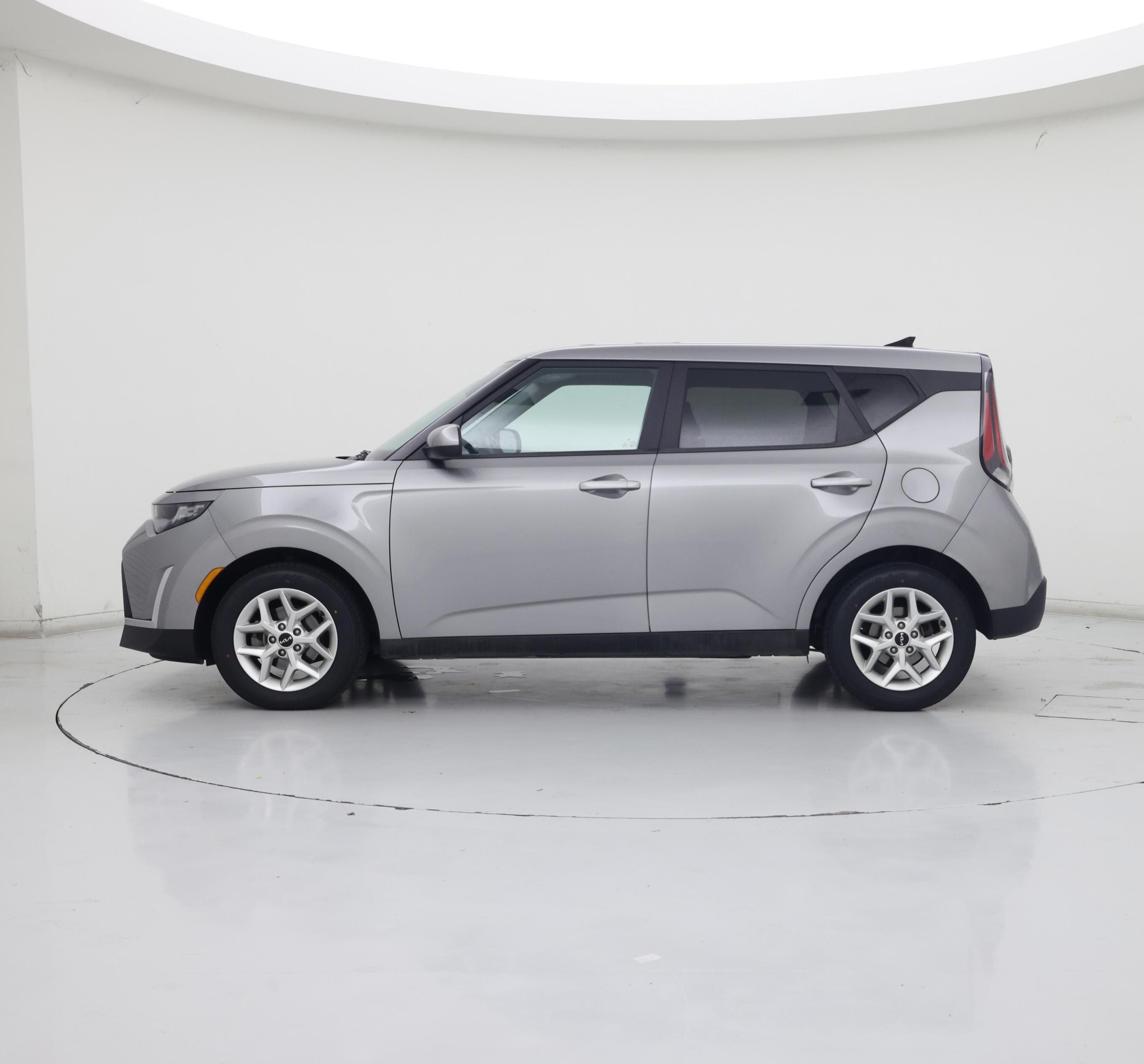 Thumbnail: 2023 Kia Soul - 3