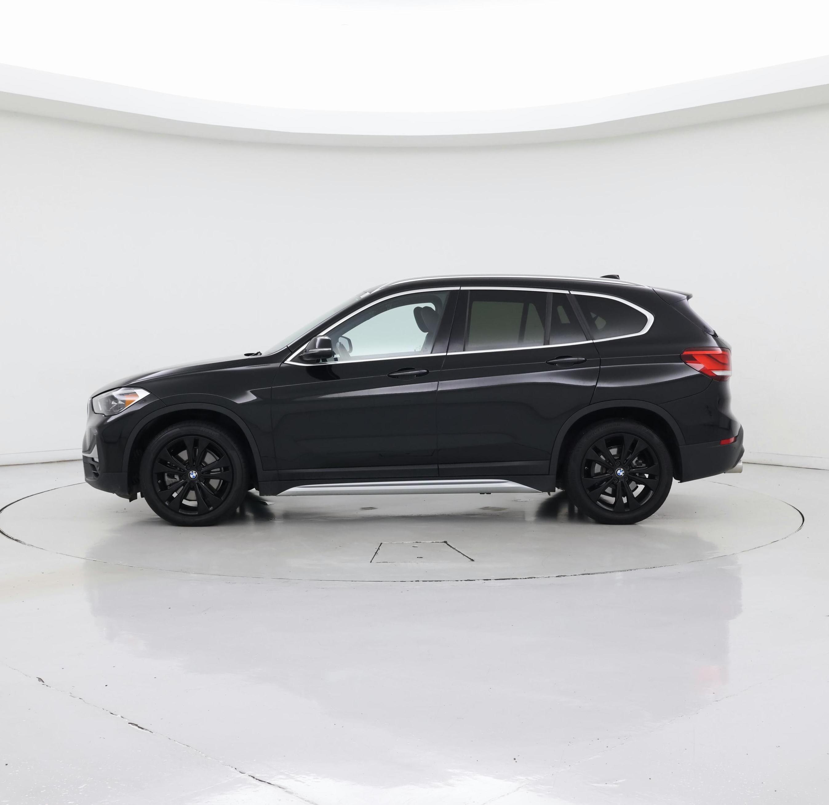 Thumbnail: 2020 BMW X1 - 3