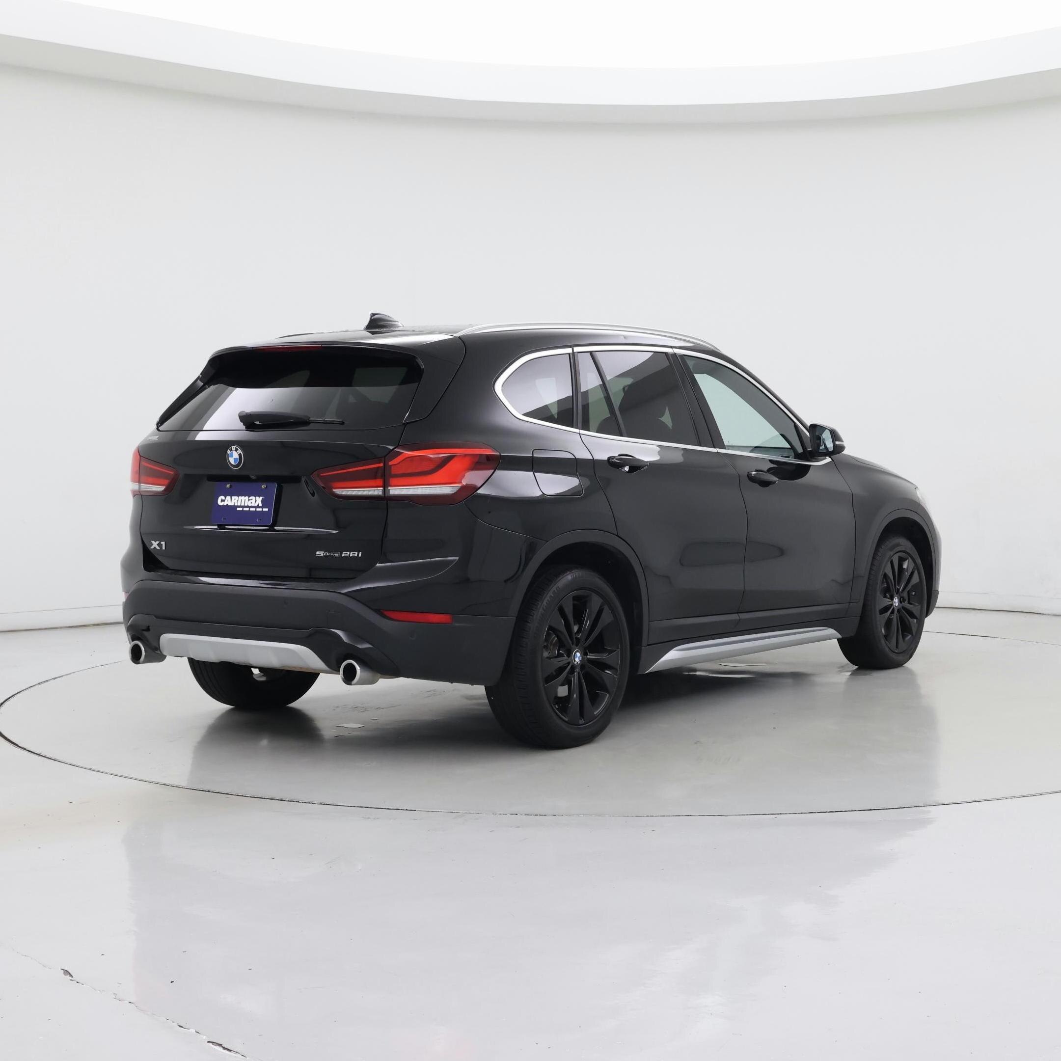 Thumbnail: 2020 BMW X1 - 8