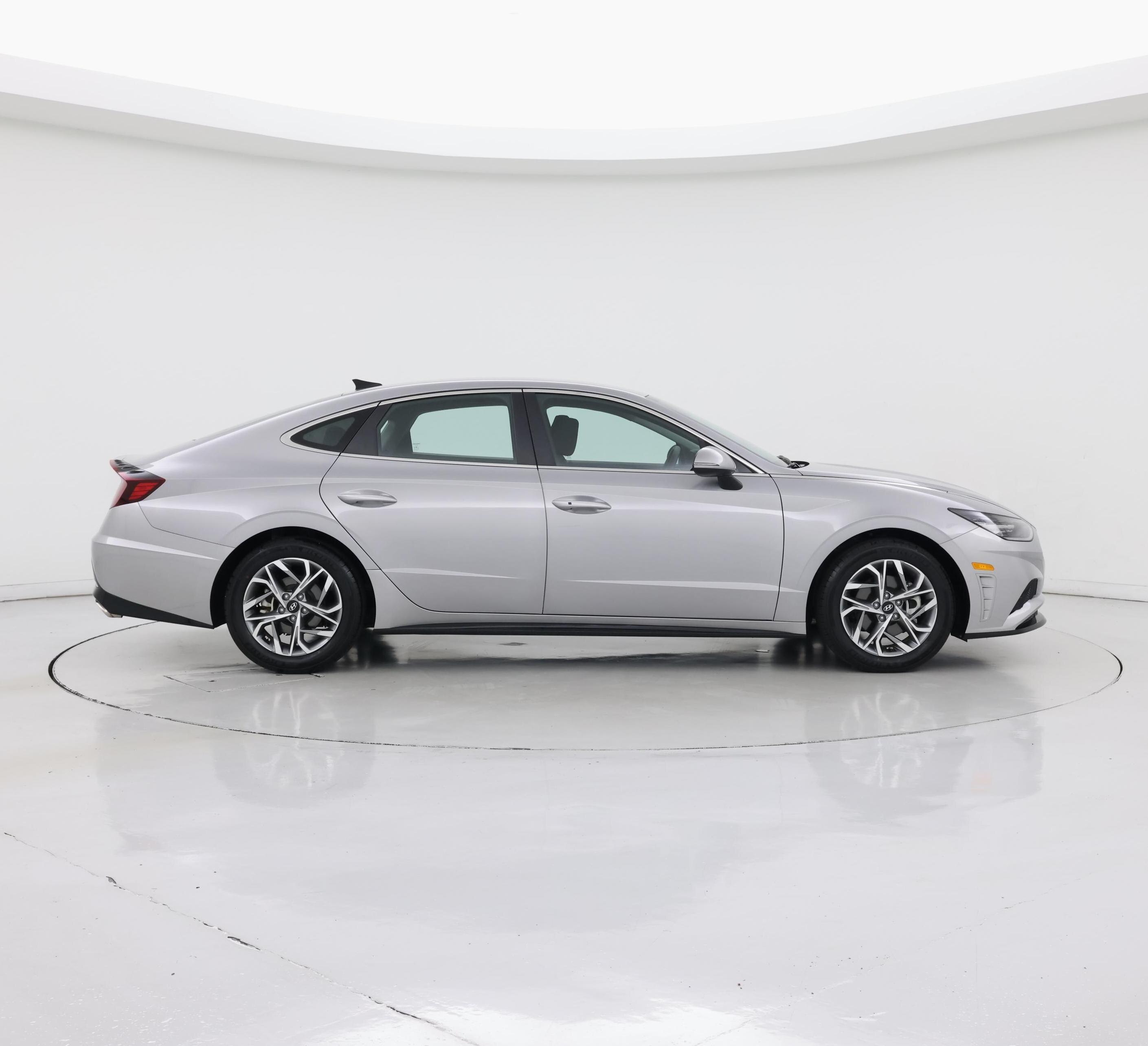 Thumbnail: 2023 Hyundai Sonata - 7
