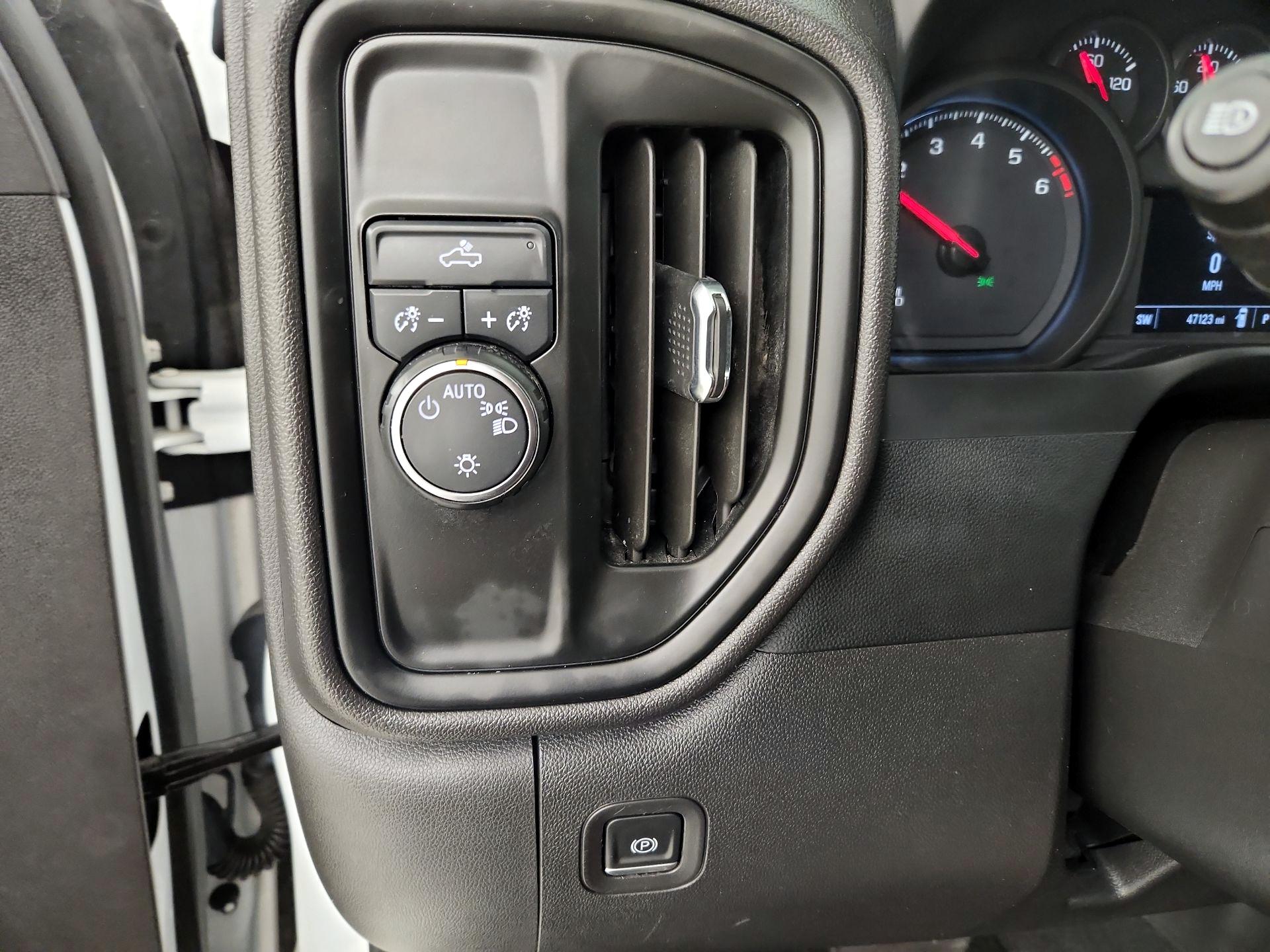 Thumbnail: 2023 Chevrolet Silverado 1500 - 13