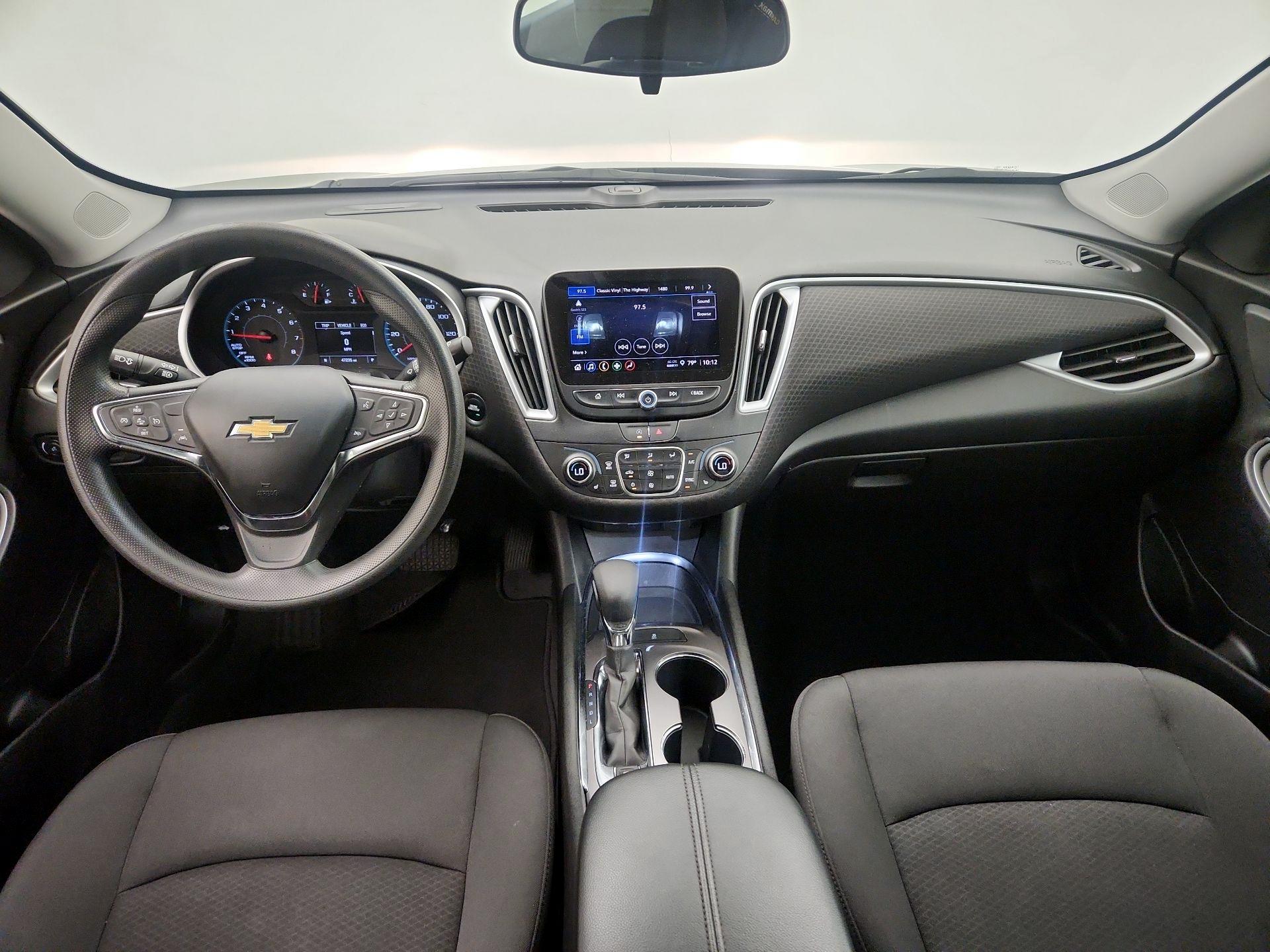 Thumbnail: 2023 Chevrolet Malibu - 9
