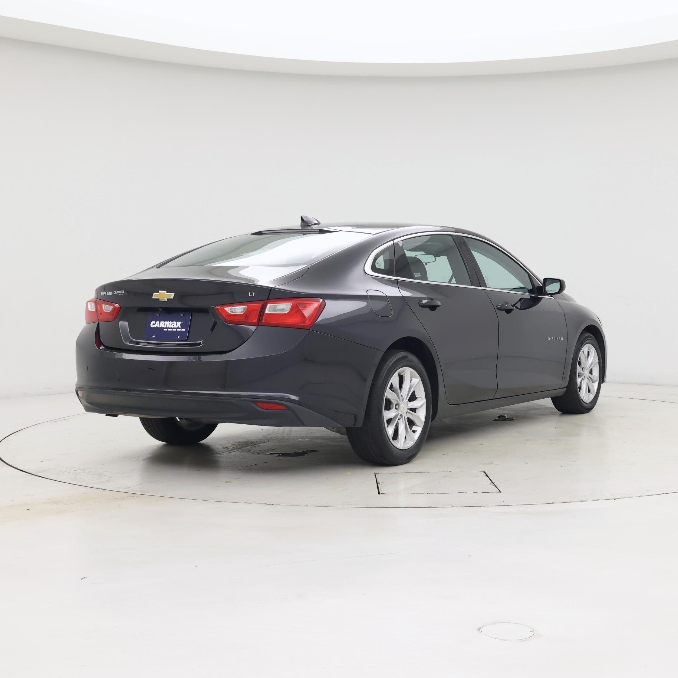 Thumbnail: 2023 Chevrolet Malibu - 8