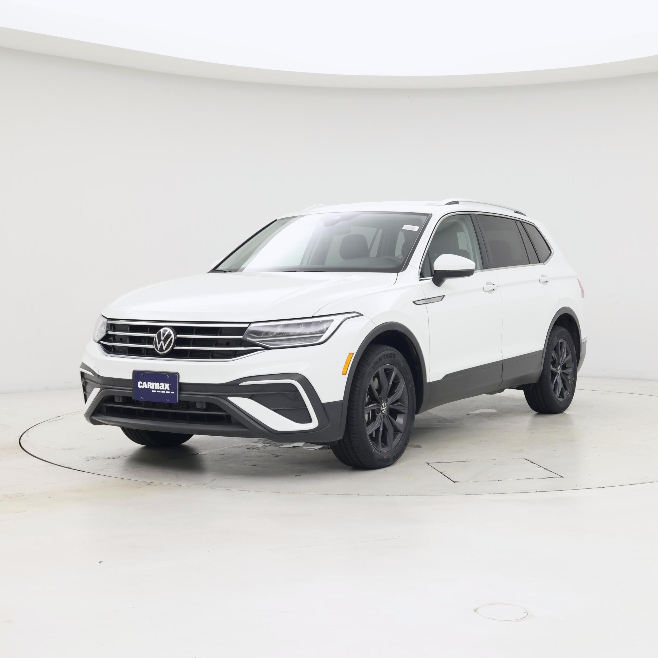 Thumbnail: 2024 Volkswagen Tiguan - 4