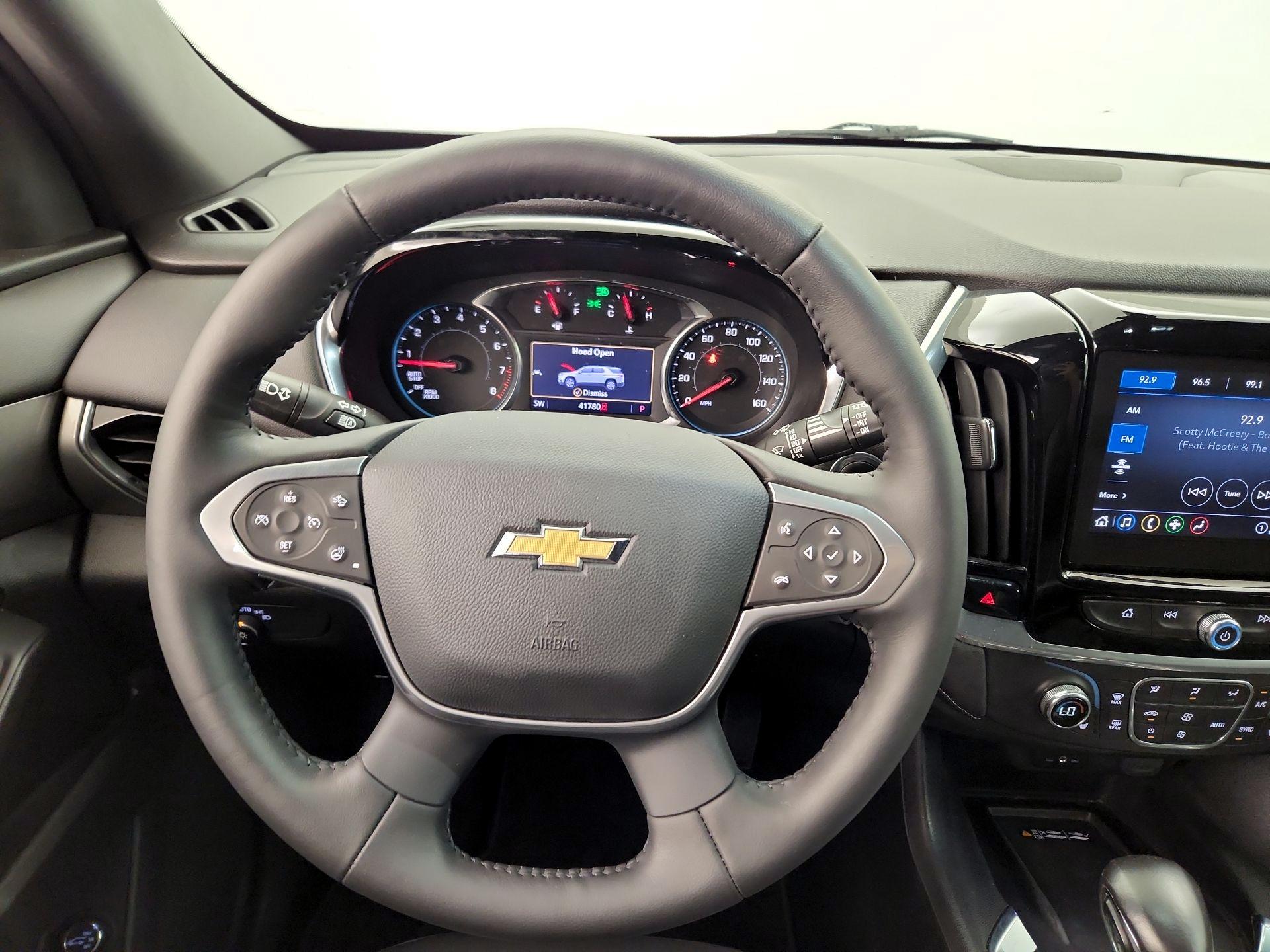 Thumbnail: 2022 Chevrolet Traverse - 10