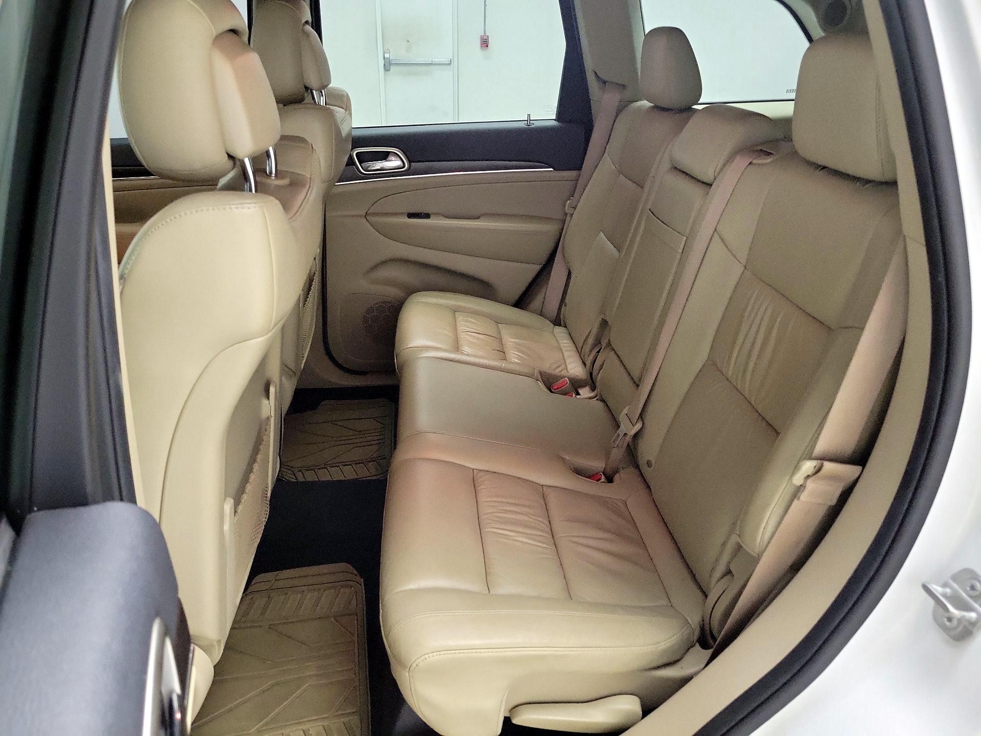 Thumbnail: 2014 Jeep Grand Cherokee - 20
