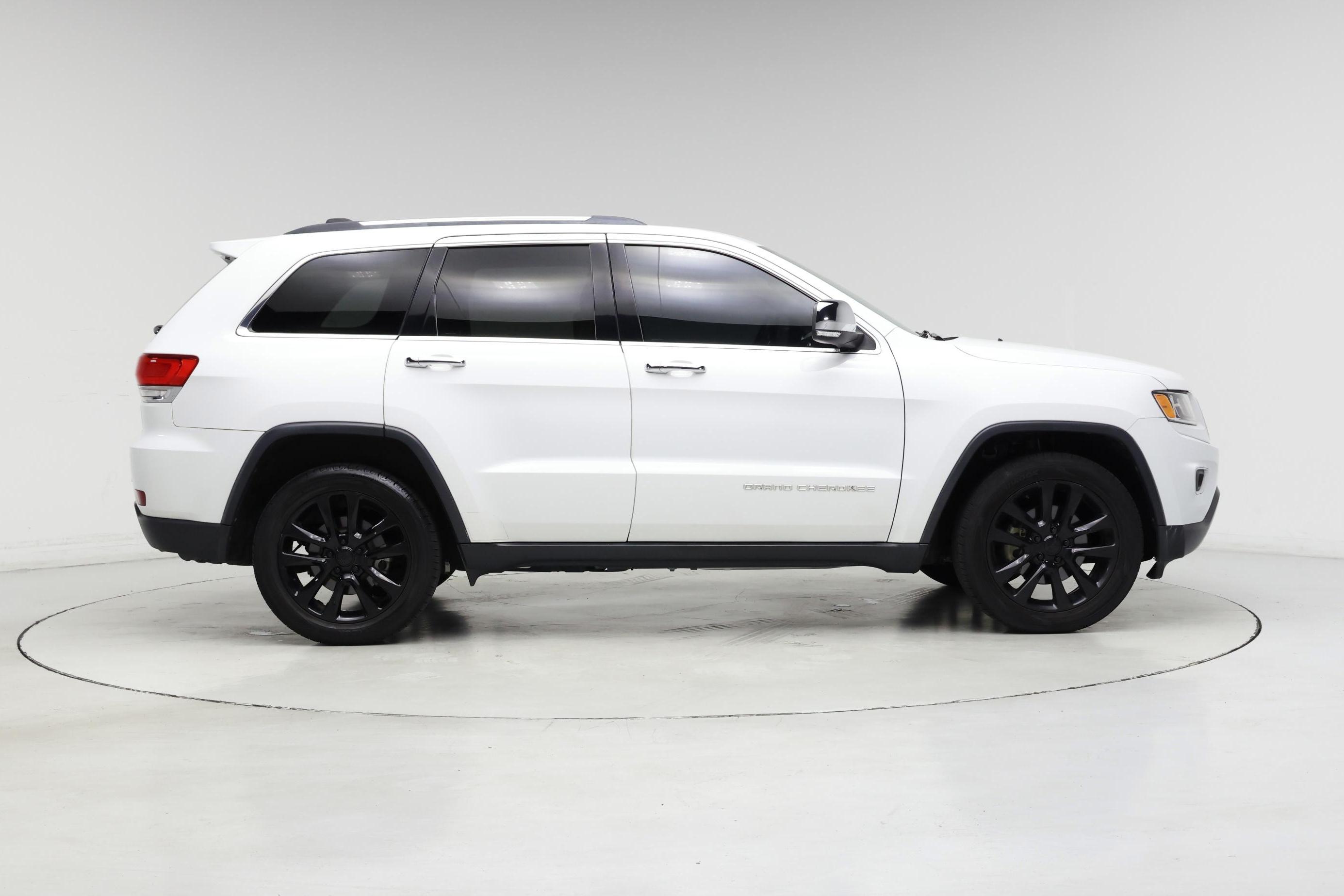Thumbnail: 2014 Jeep Grand Cherokee - 7