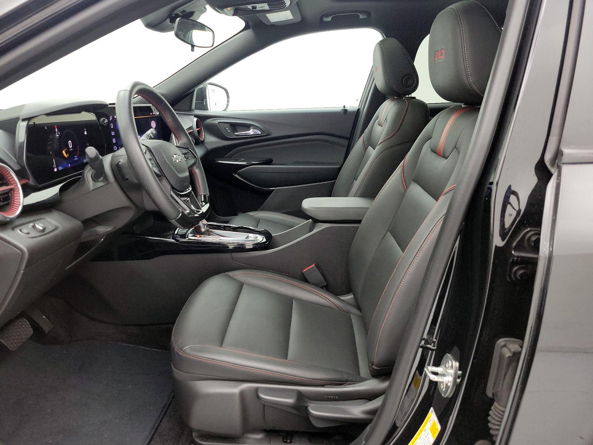 Thumbnail: 2024 Chevrolet Trax - 11