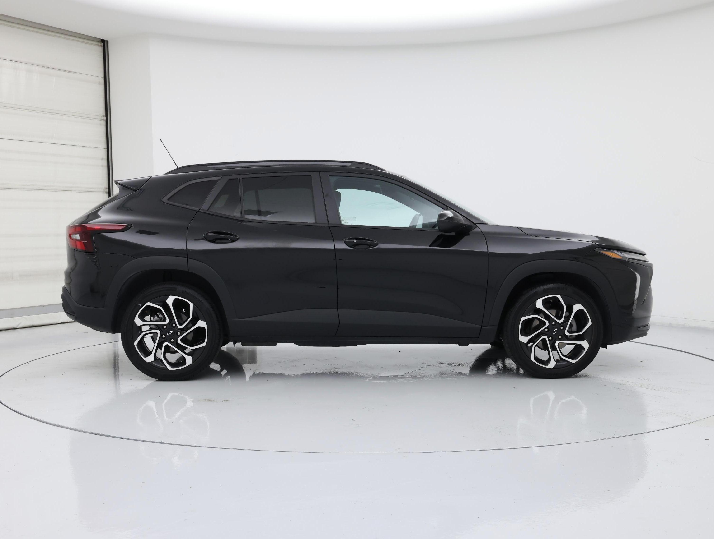 Thumbnail: 2024 Chevrolet Trax - 7