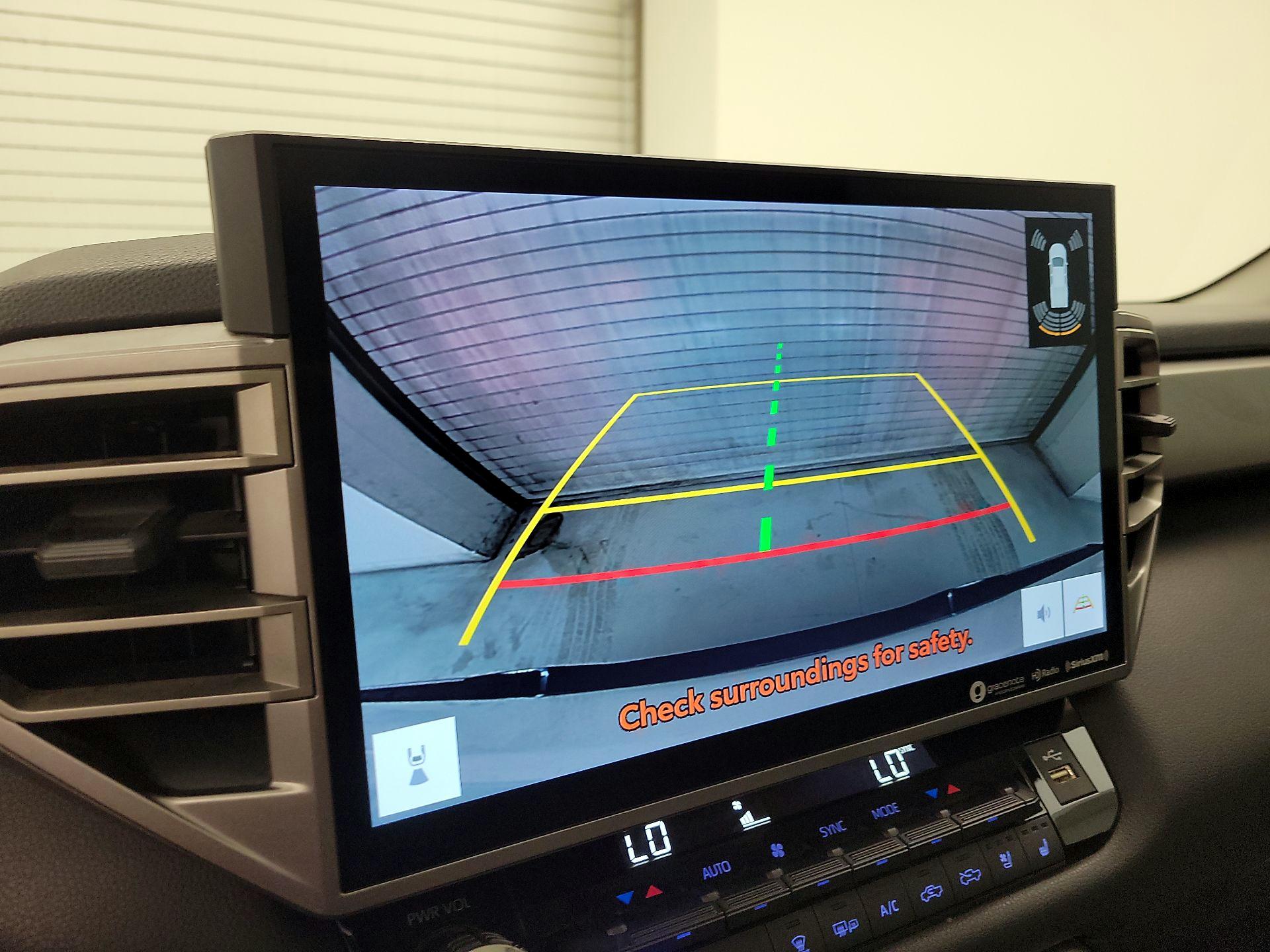 Thumbnail: 2023 Toyota Tundra - 14