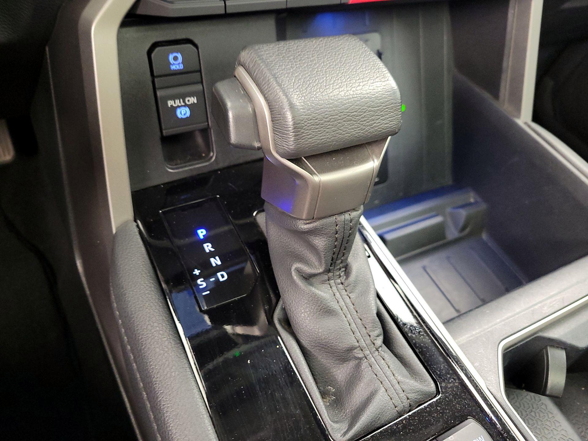 Thumbnail: 2023 Toyota Tundra - 17