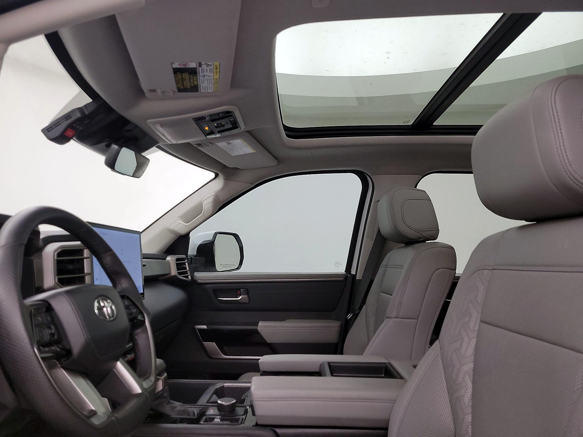 Thumbnail: 2023 Toyota Tundra - 19