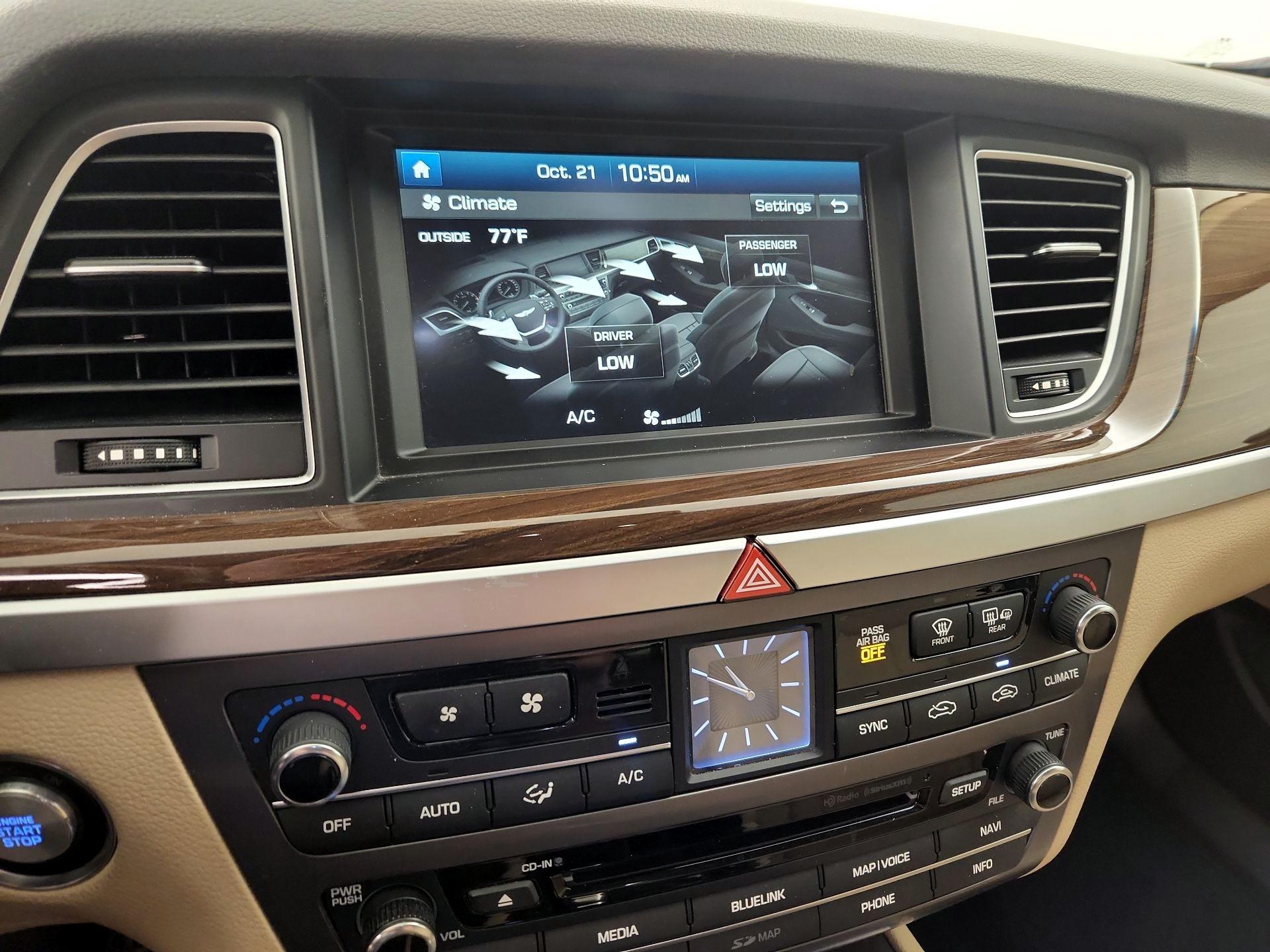 Thumbnail: 2016 Hyundai Genesis - 17